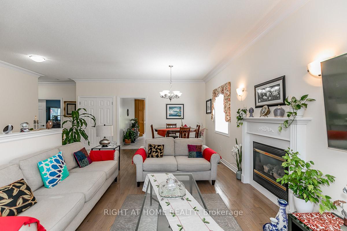 Photo 10 of 71 Ruffet Drive, Barrie, Edgehill Drive — HOMEH