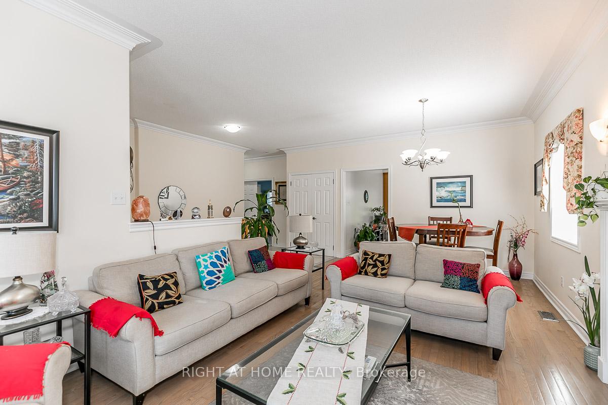Photo 11 of 71 Ruffet Drive, Barrie, Edgehill Drive — HOMEH