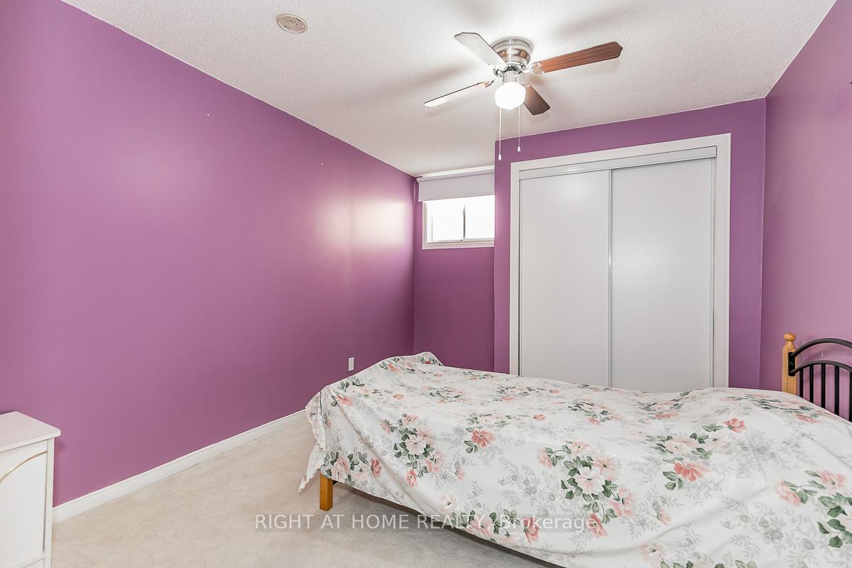 Photo 34 of 71 Ruffet Drive, Barrie, Edgehill Drive — HOMEH