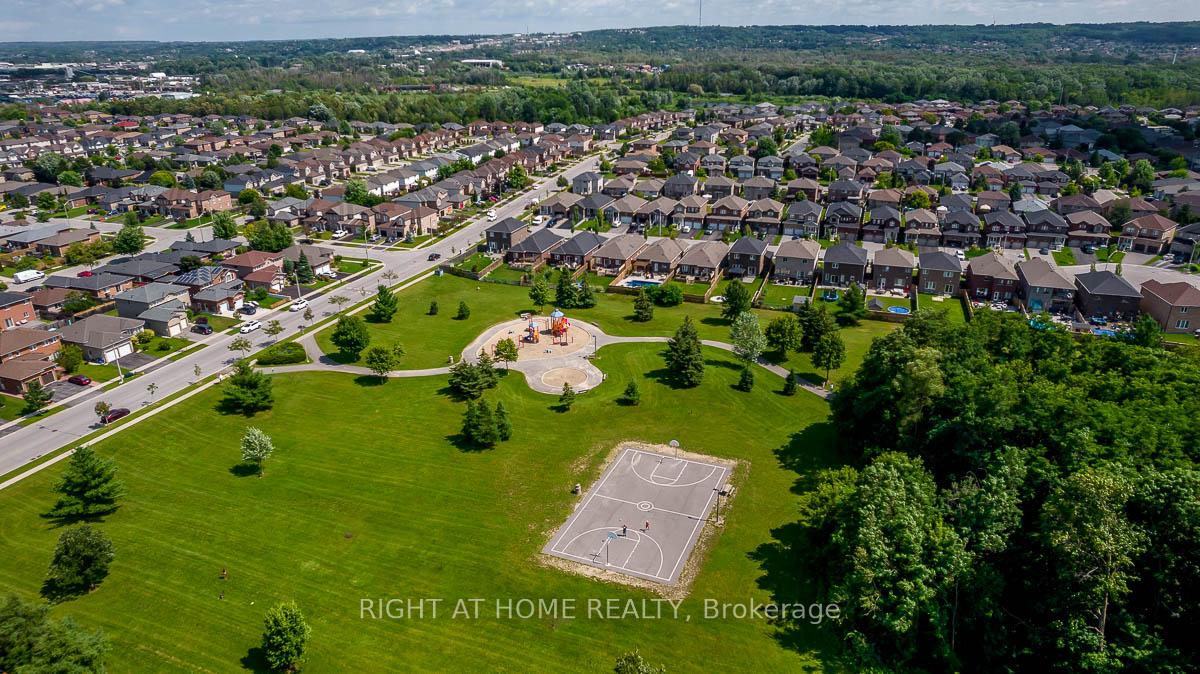 Photo 48 of 71 Ruffet Drive, Barrie, Edgehill Drive — HOMEH