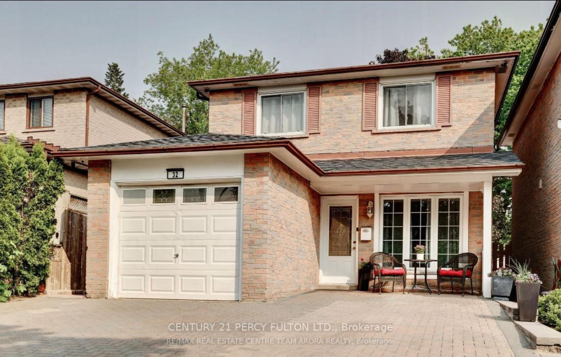 Front of 32 Barrington Crescent