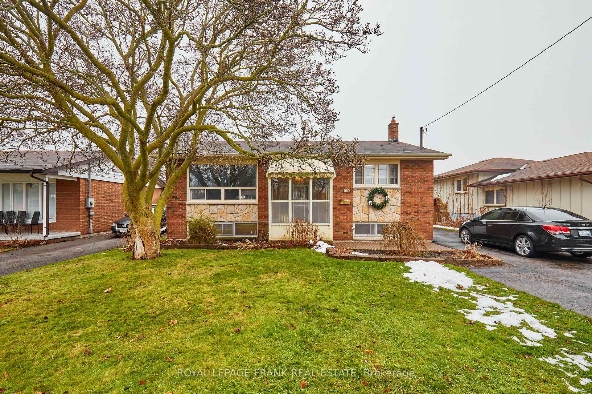 Photo 3 of 989 Ronlea Avenue, Oshawa, Donevan — HOMEH