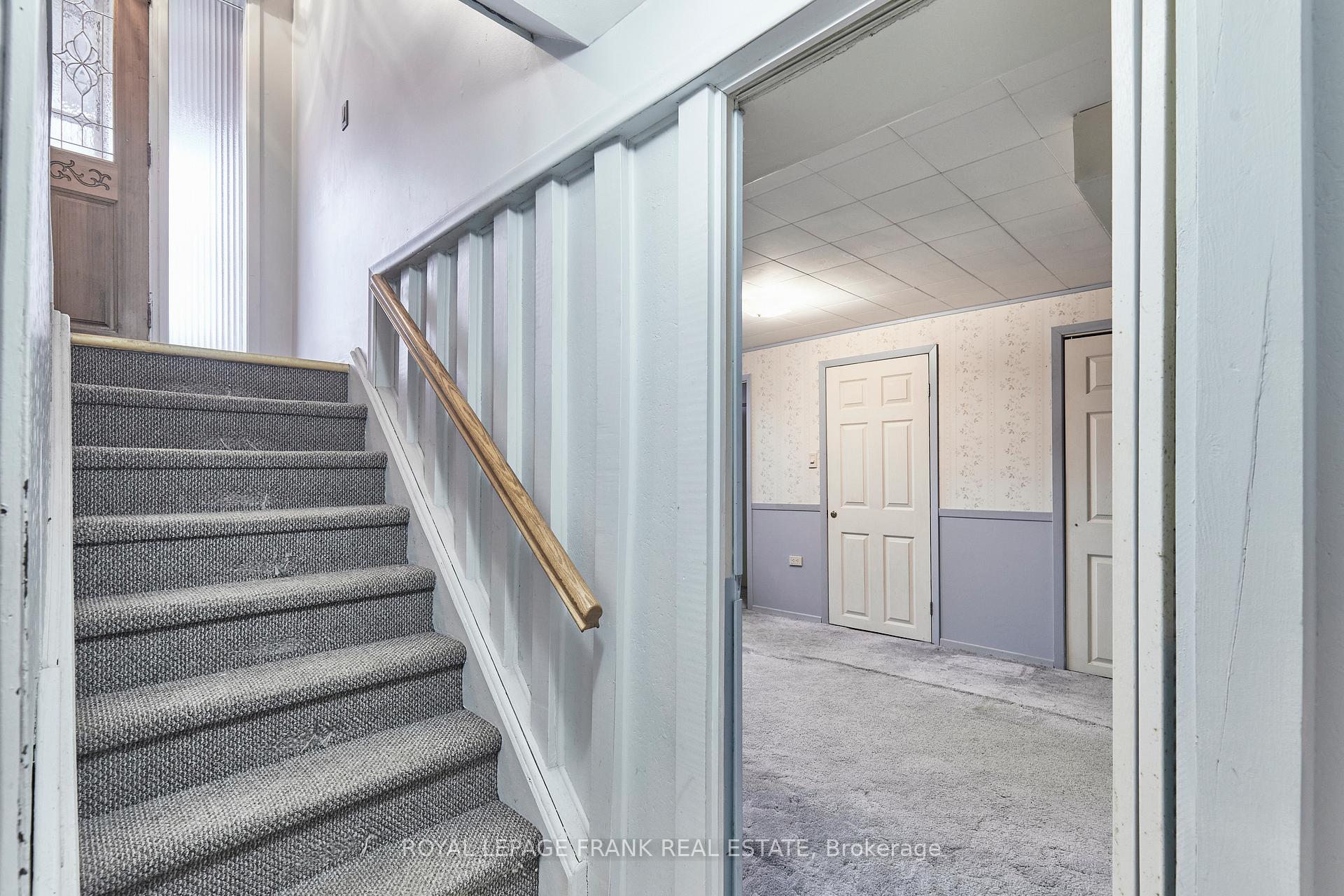 Photo 20 of 989 Ronlea Avenue, Oshawa, Donevan — HOMEH
