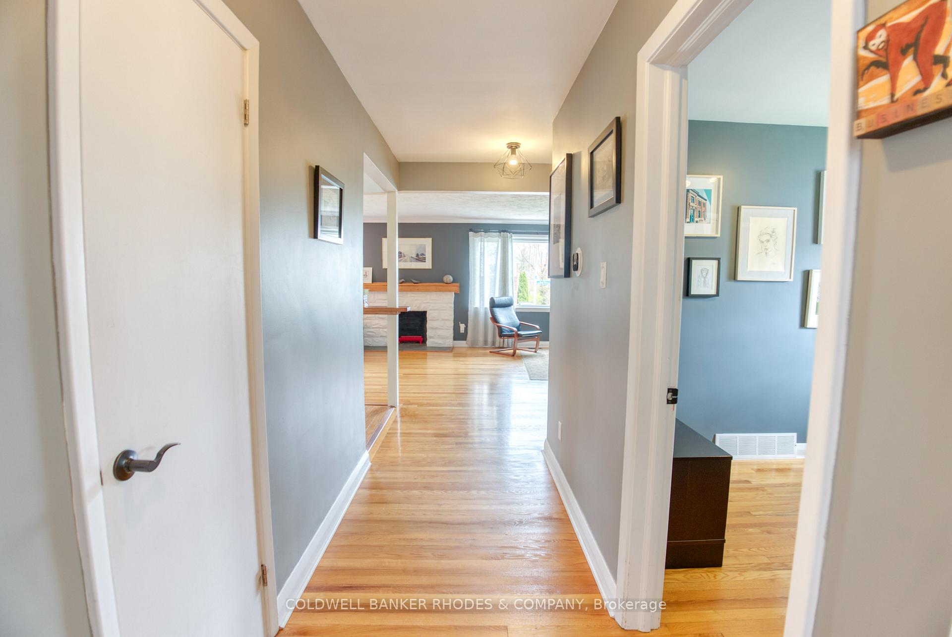Photo 13 of 2066 Black Friars Road, Ottawa, Carlingwood — HOMEH