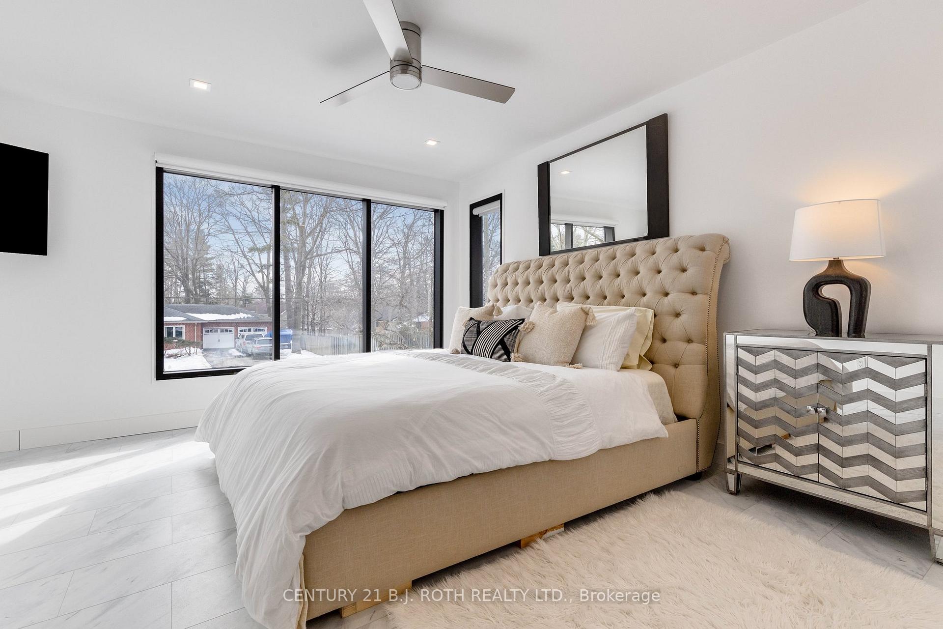Photo 10 of 20 Castle Drive, Barrie, Sunnidale — HOMEH