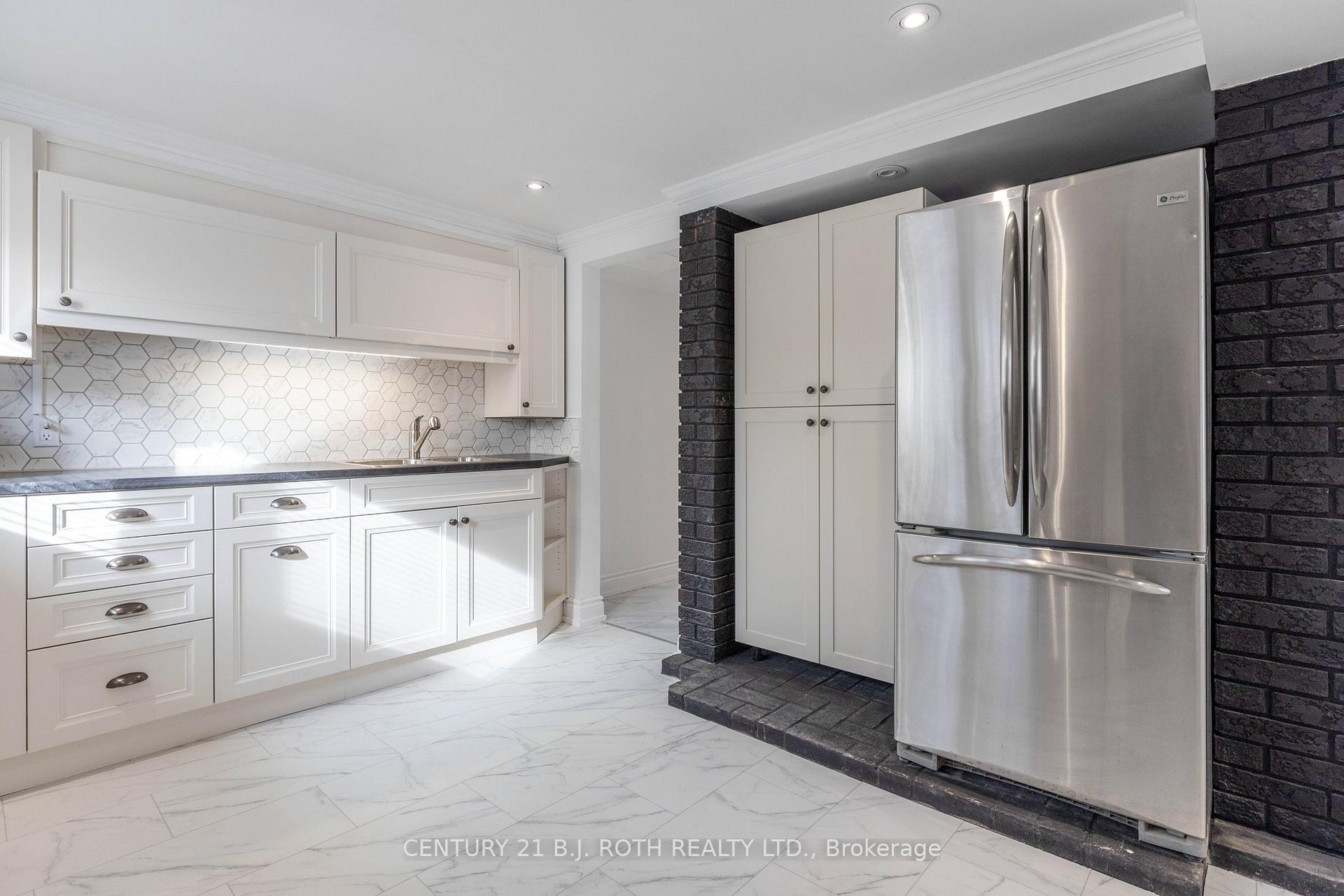 Photo 22 of 20 Castle Drive, Barrie, Sunnidale — HOMEH