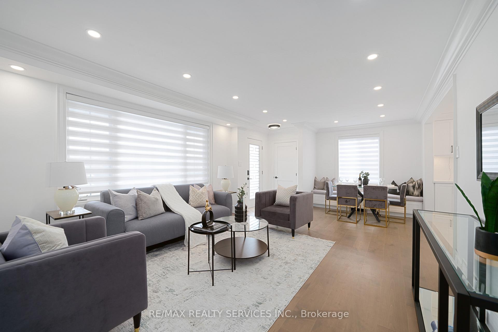 Photo 9 of 1037 Wayne Place, Burlington, LaSalle — HOMEH