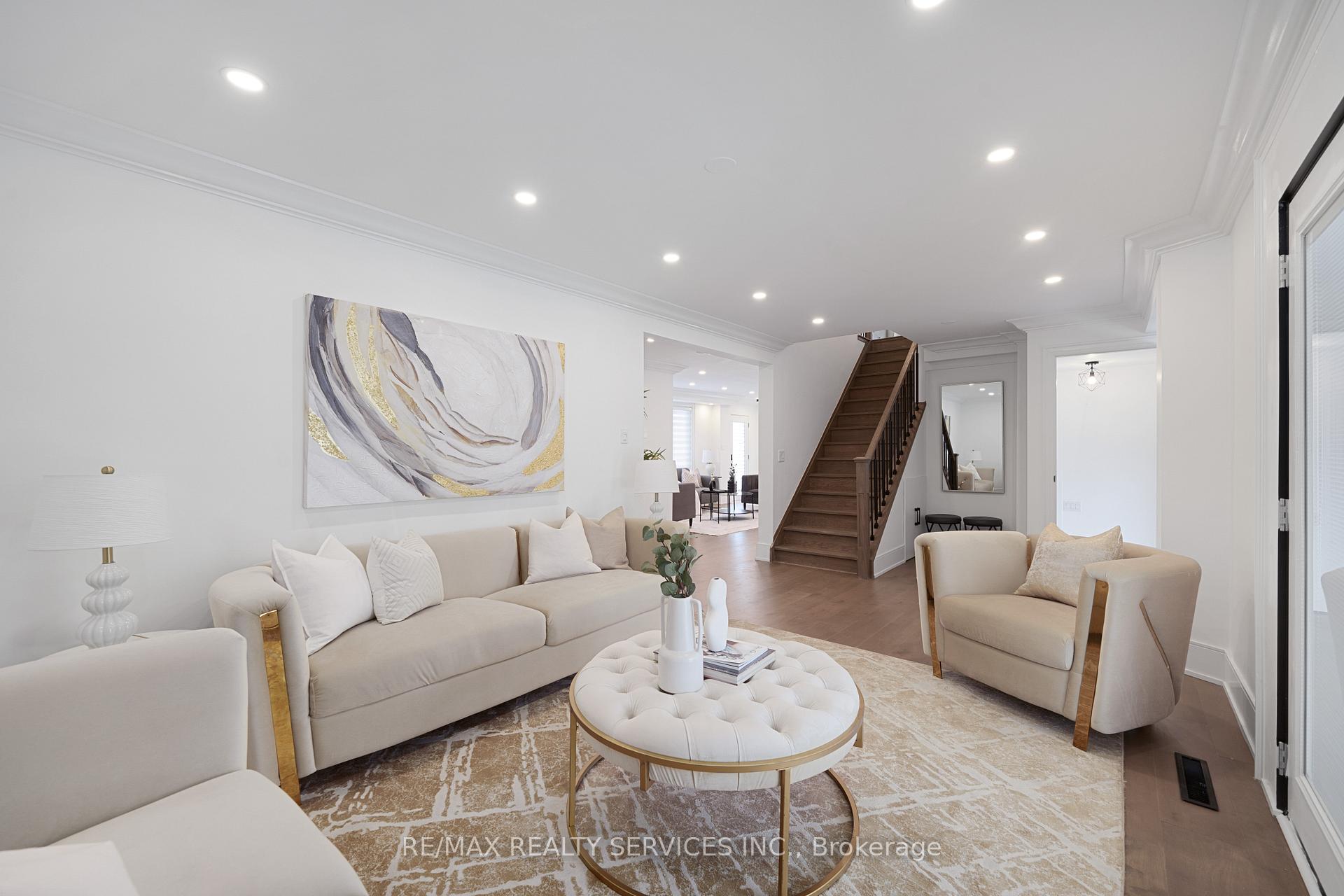 Photo 12 of 1037 Wayne Place, Burlington, LaSalle — HOMEH
