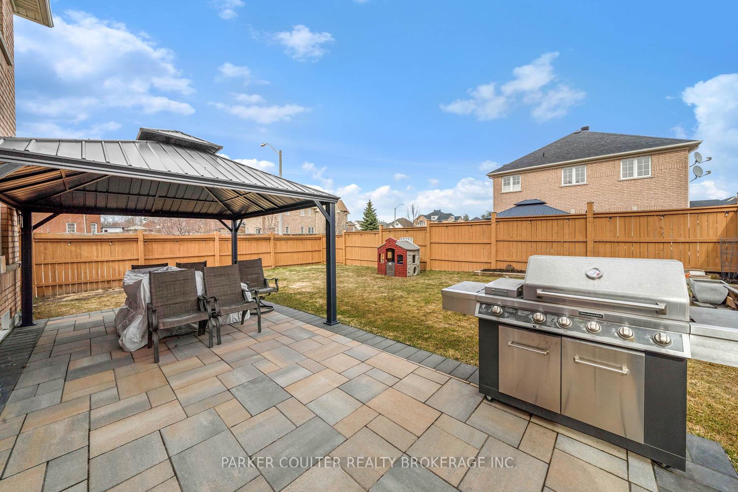 Photo 22 of 181 Sovereign's Gate, Barrie, Innis-Shore — HOMEH