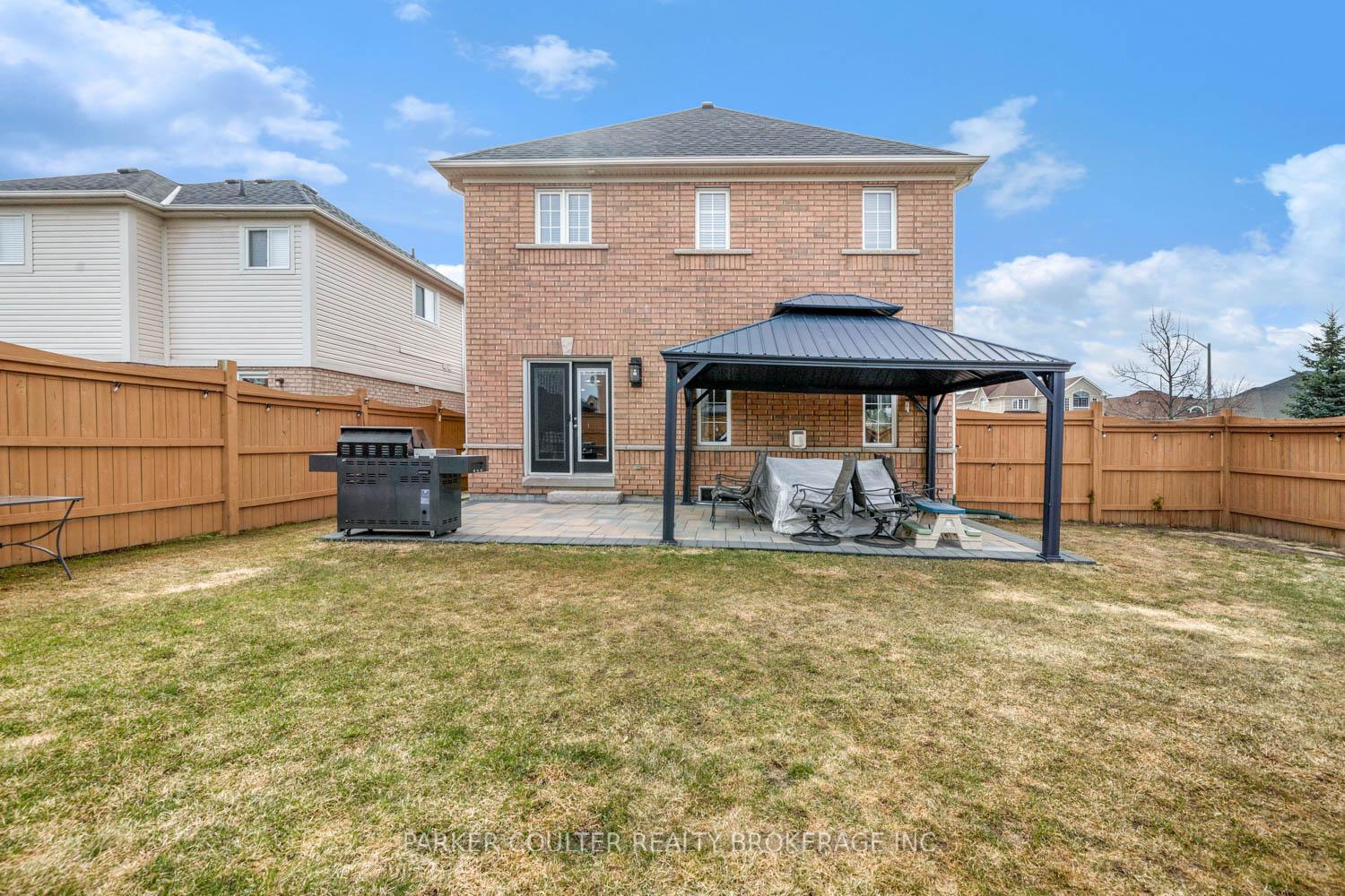 Photo 24 of 181 Sovereign's Gate, Barrie, Innis-Shore — HOMEH