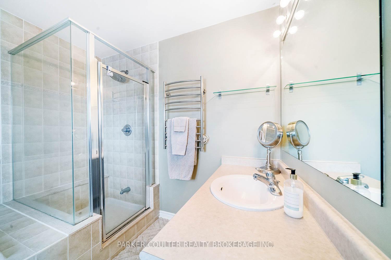 Photo 36 of 181 Sovereign's Gate, Barrie, Innis-Shore — HOMEH