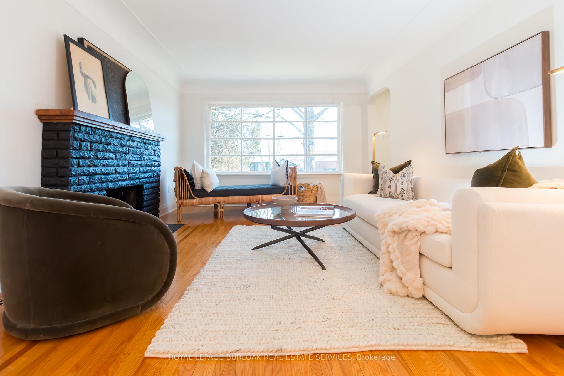Photo 6 of 299 Merle Avenue, Burlington, LaSalle — HOMEH