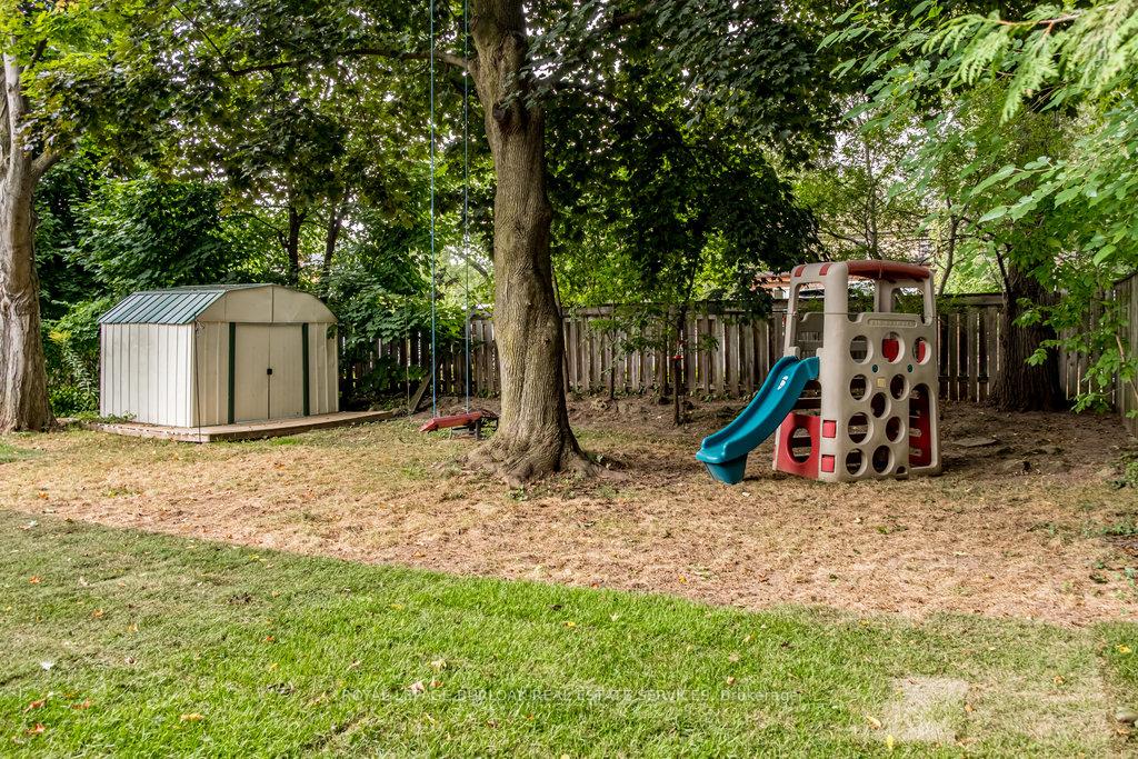 Photo 33 of 299 Merle Avenue, Burlington, LaSalle — HOMEH