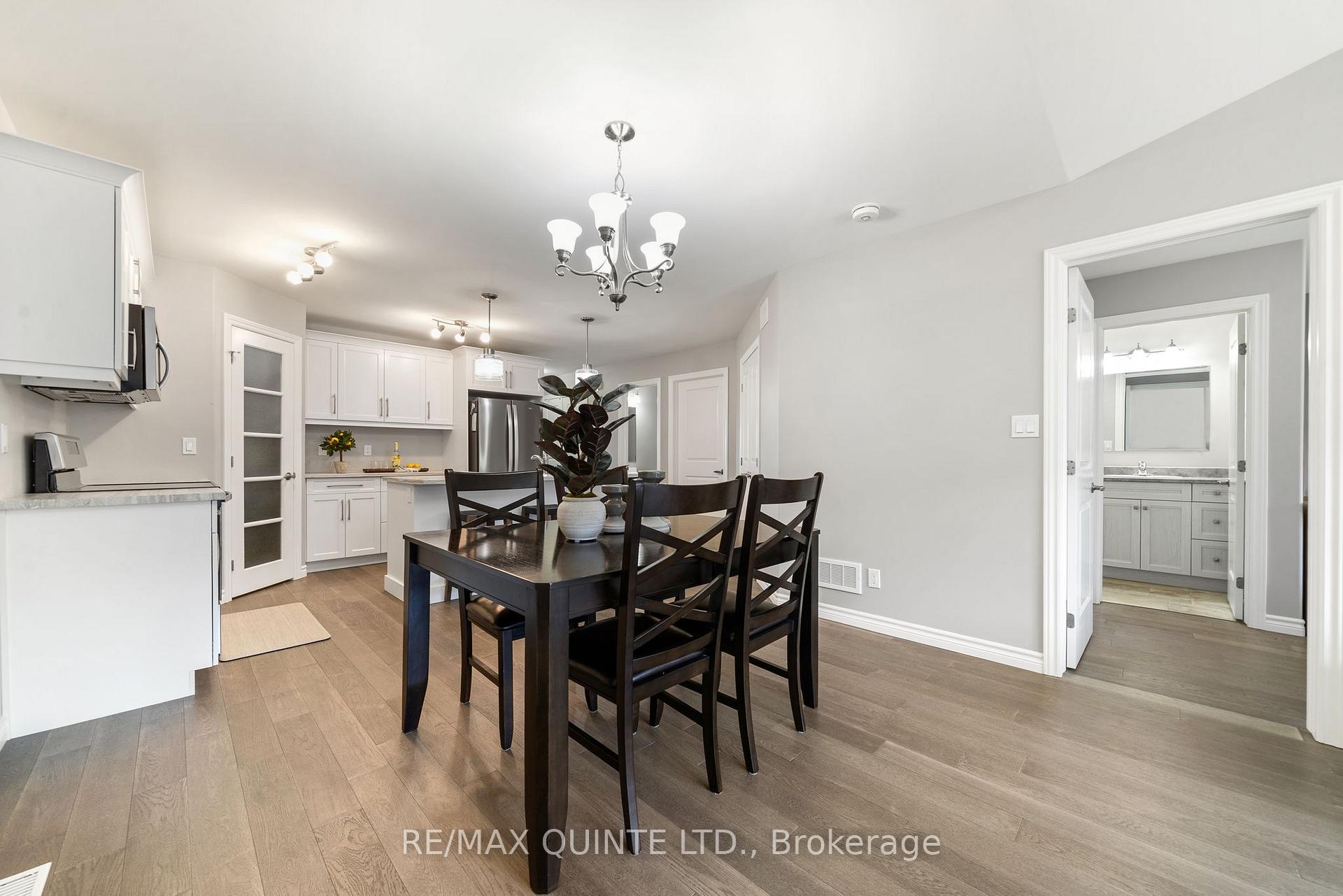 Photo 24 of 49 Sandhu Crescent, Belleville, Belleville Ward — HOMEH