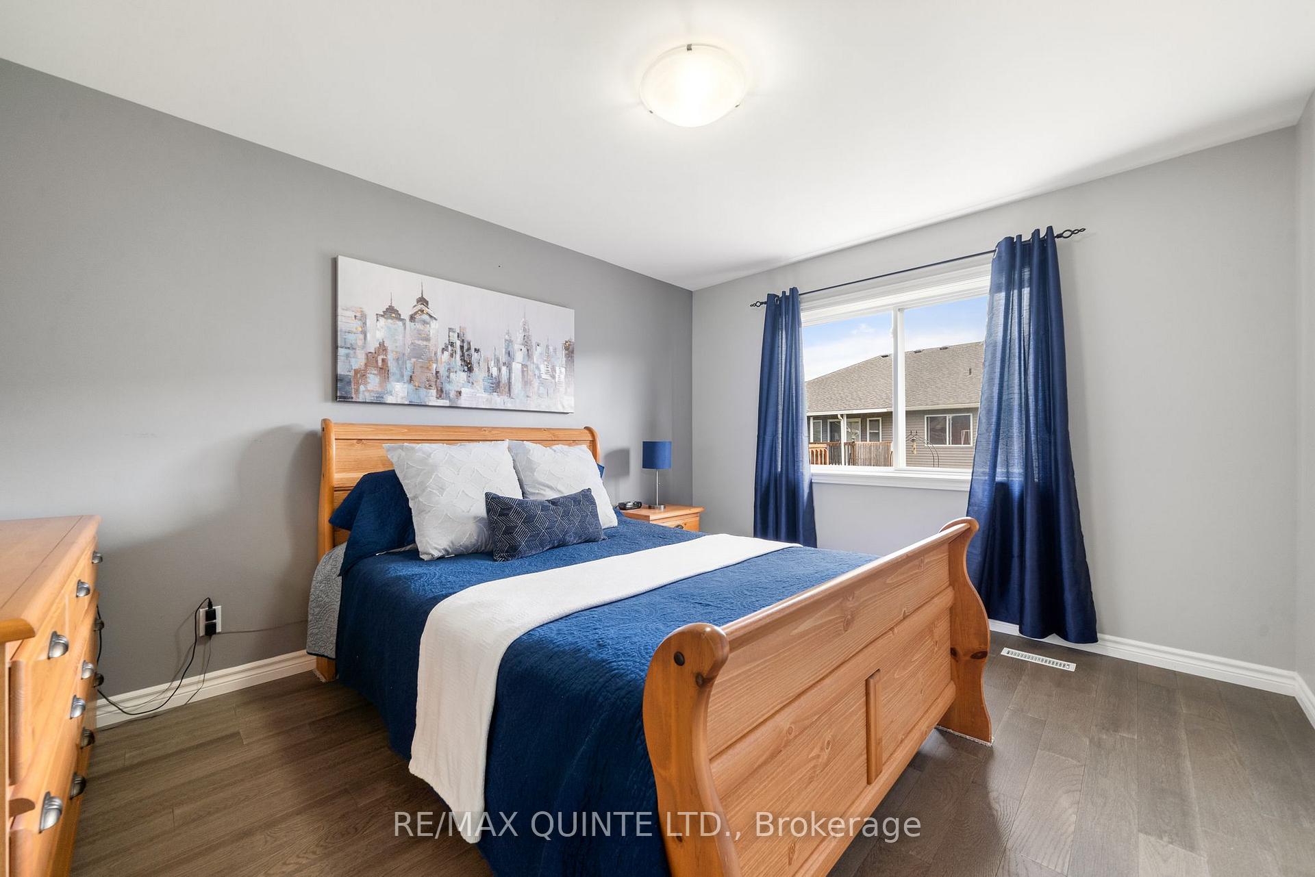 Photo 31 of 49 Sandhu Crescent, Belleville, Belleville Ward — HOMEH
