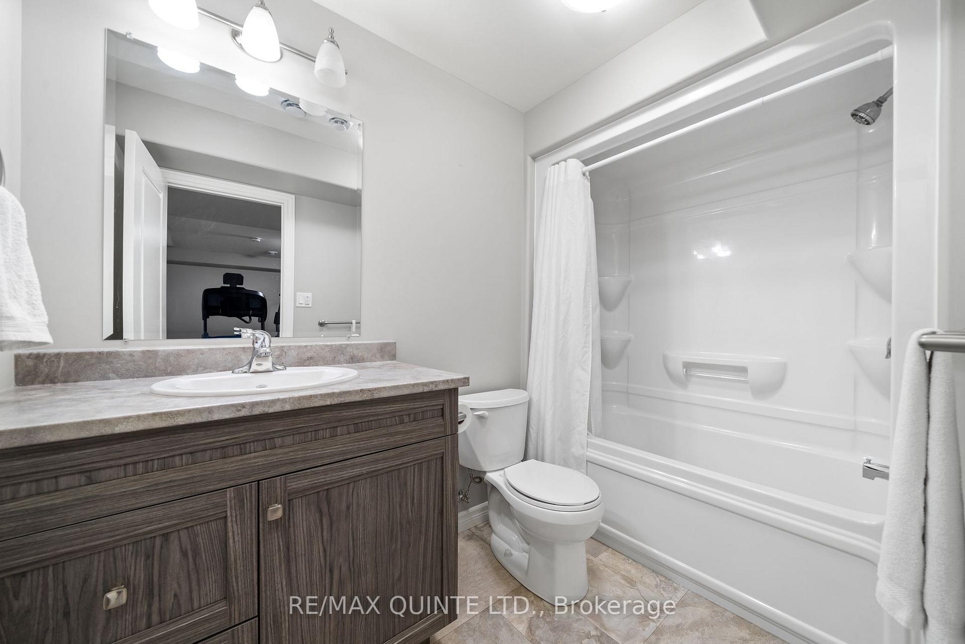 Photo 42 of 49 Sandhu Crescent, Belleville, Belleville Ward — HOMEH