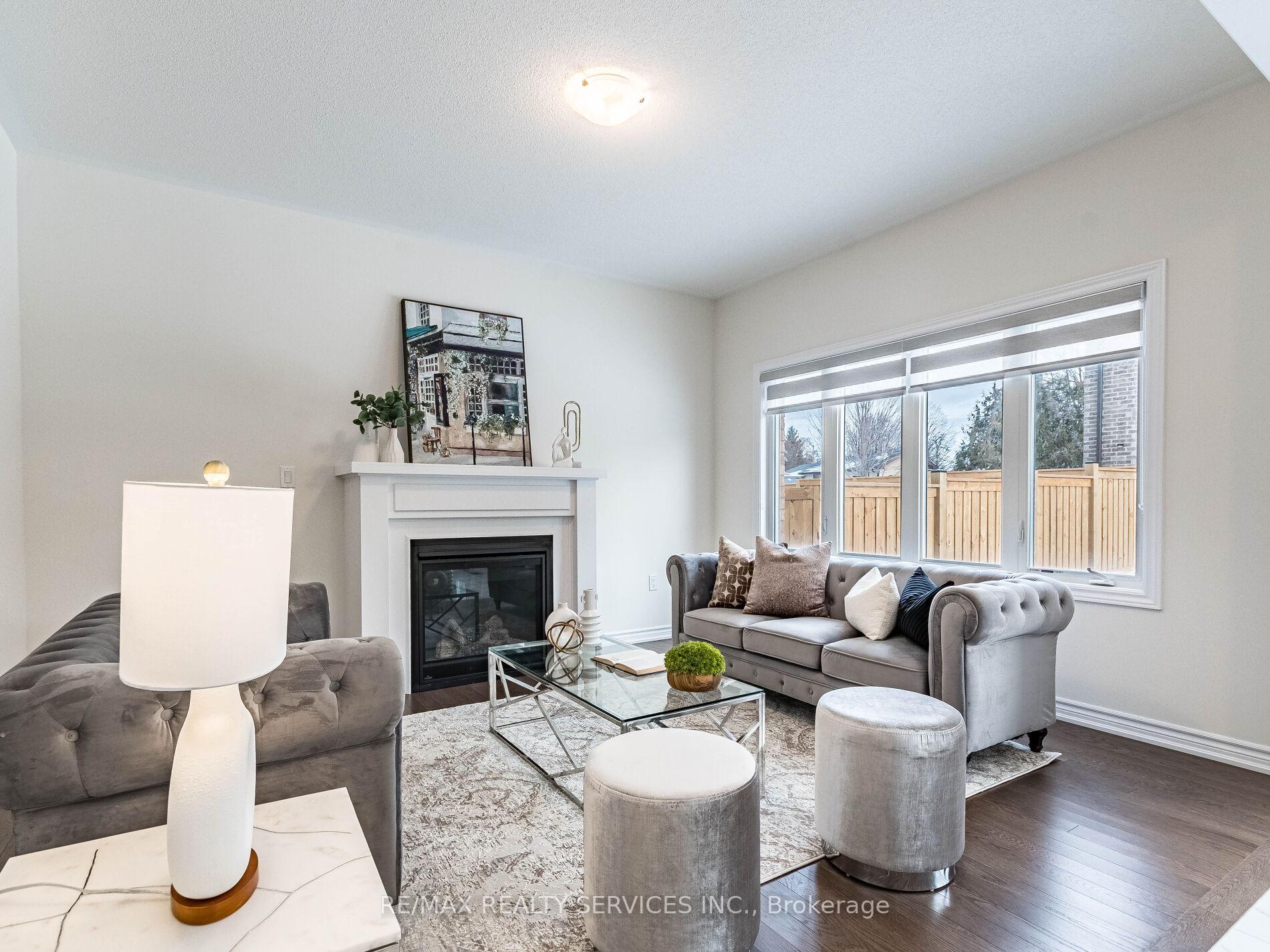 Photo 12 of 337 Fleetwood Drive, Oshawa, Eastdale — HOMEH