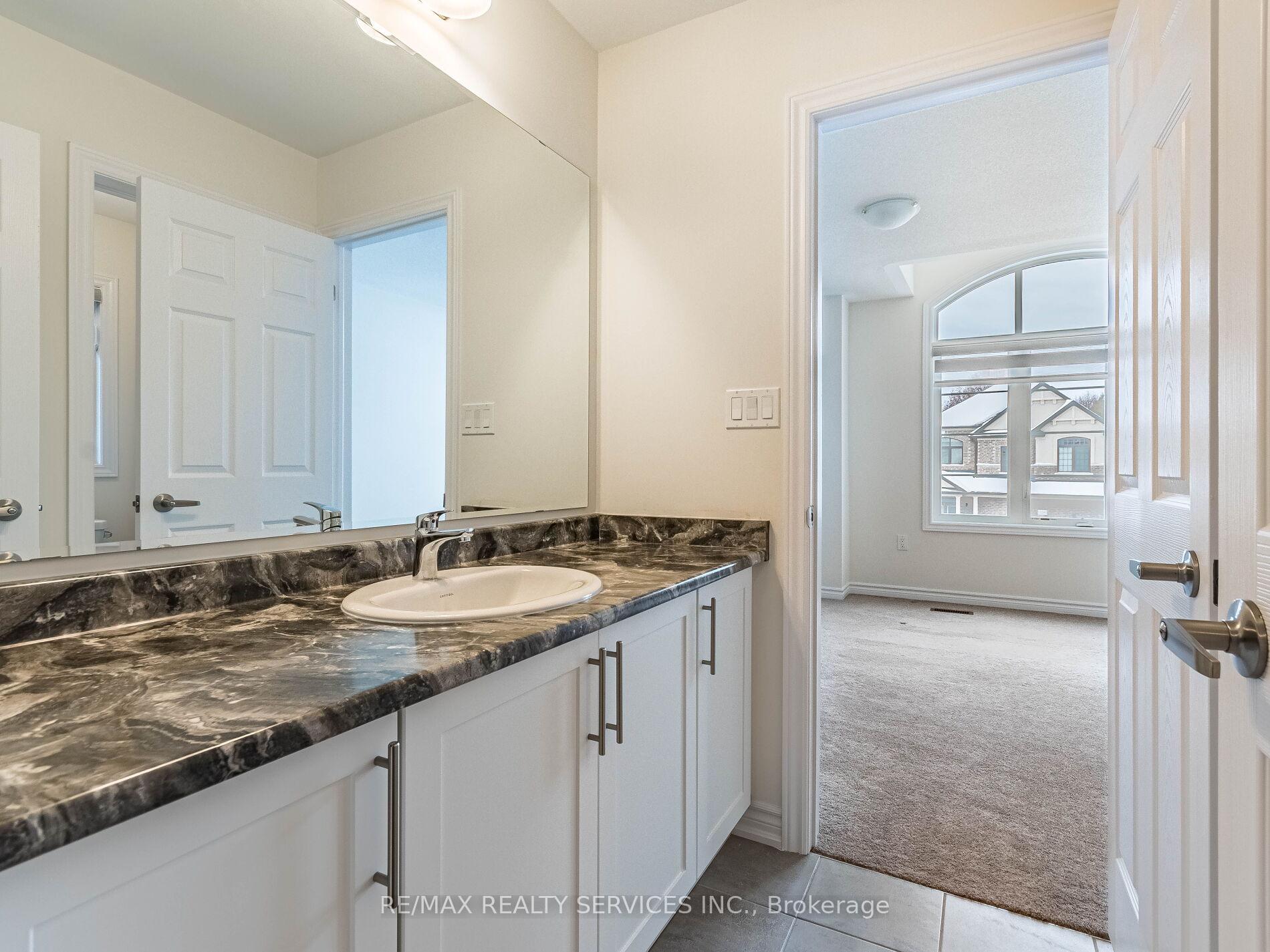 Photo 33 of 337 Fleetwood Drive, Oshawa, Eastdale — HOMEH