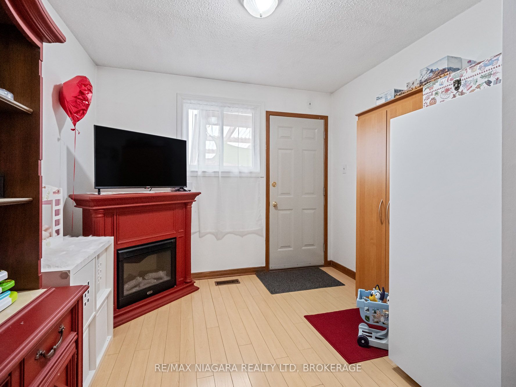 Photo 59 of 10 Swayze Court, Thorold, Allanburg/Thorold South — HOMEH