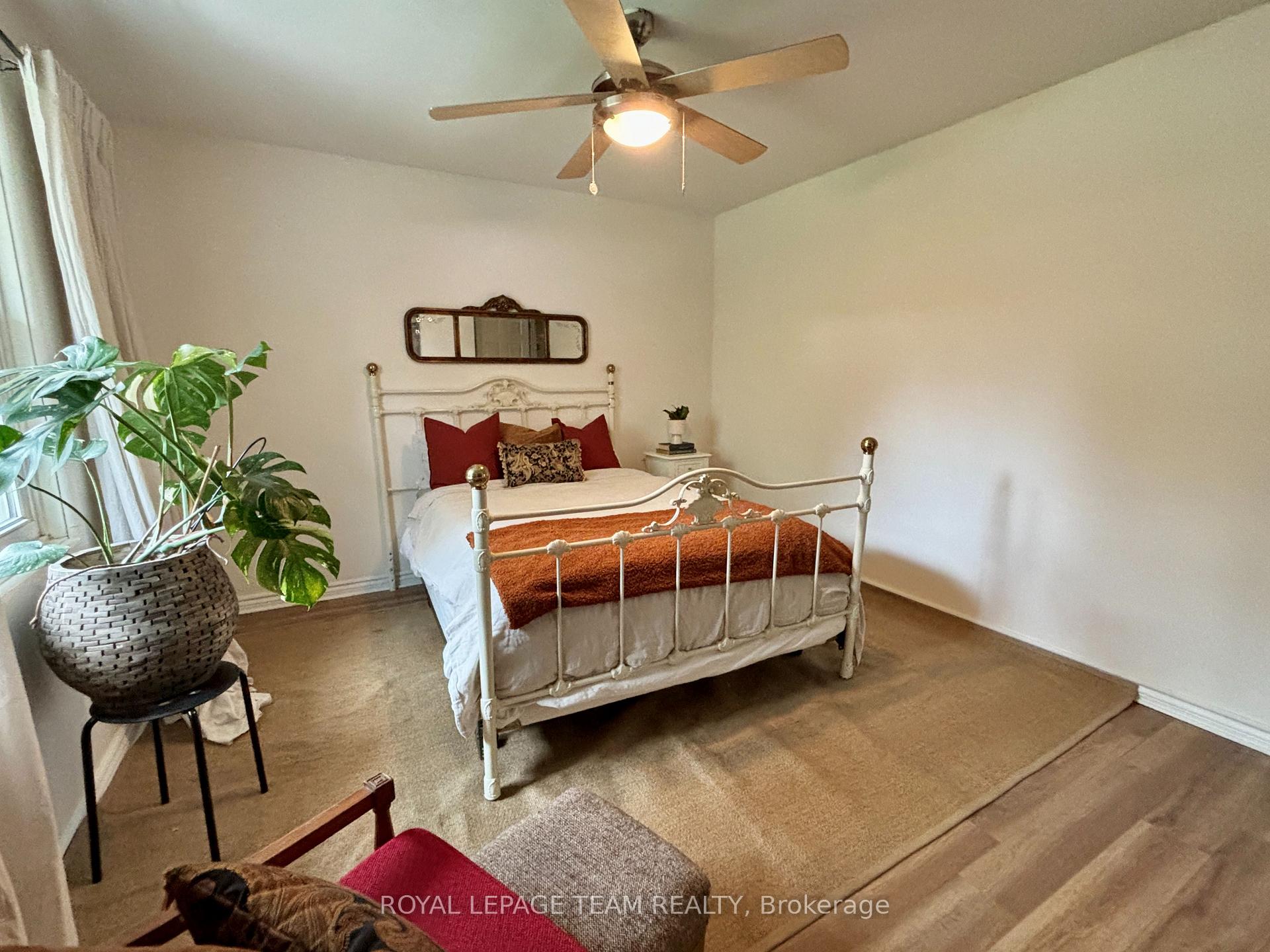 Photo 8 of 1452 Chatelain Avenue, Ottawa, Carlington — HOMEH