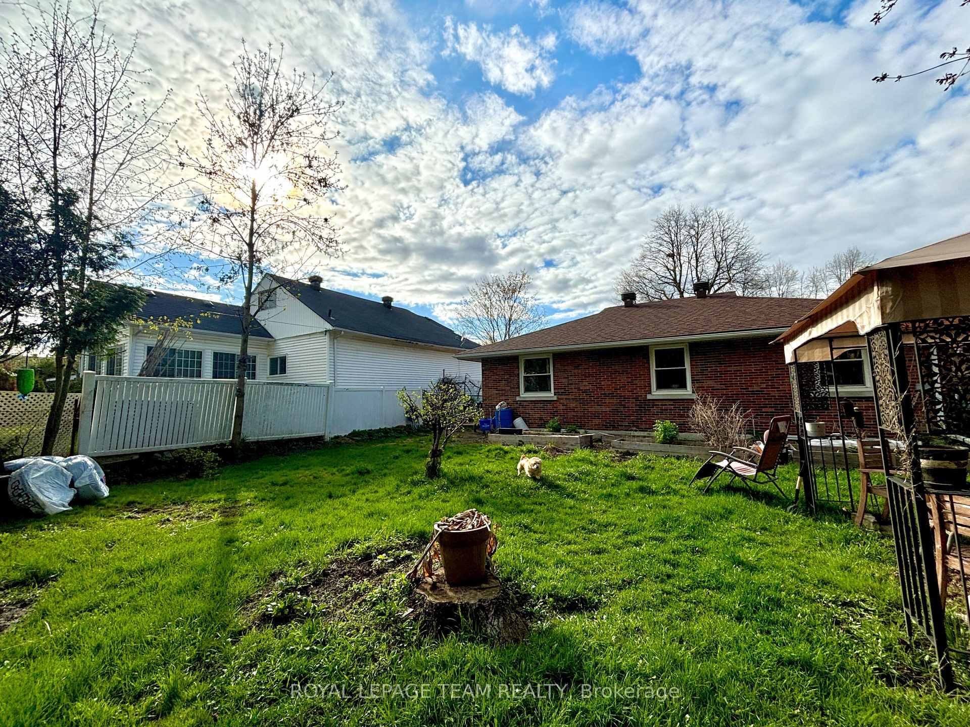 Photo 15 of 1452 Chatelain Avenue, Ottawa, Carlington — HOMEH