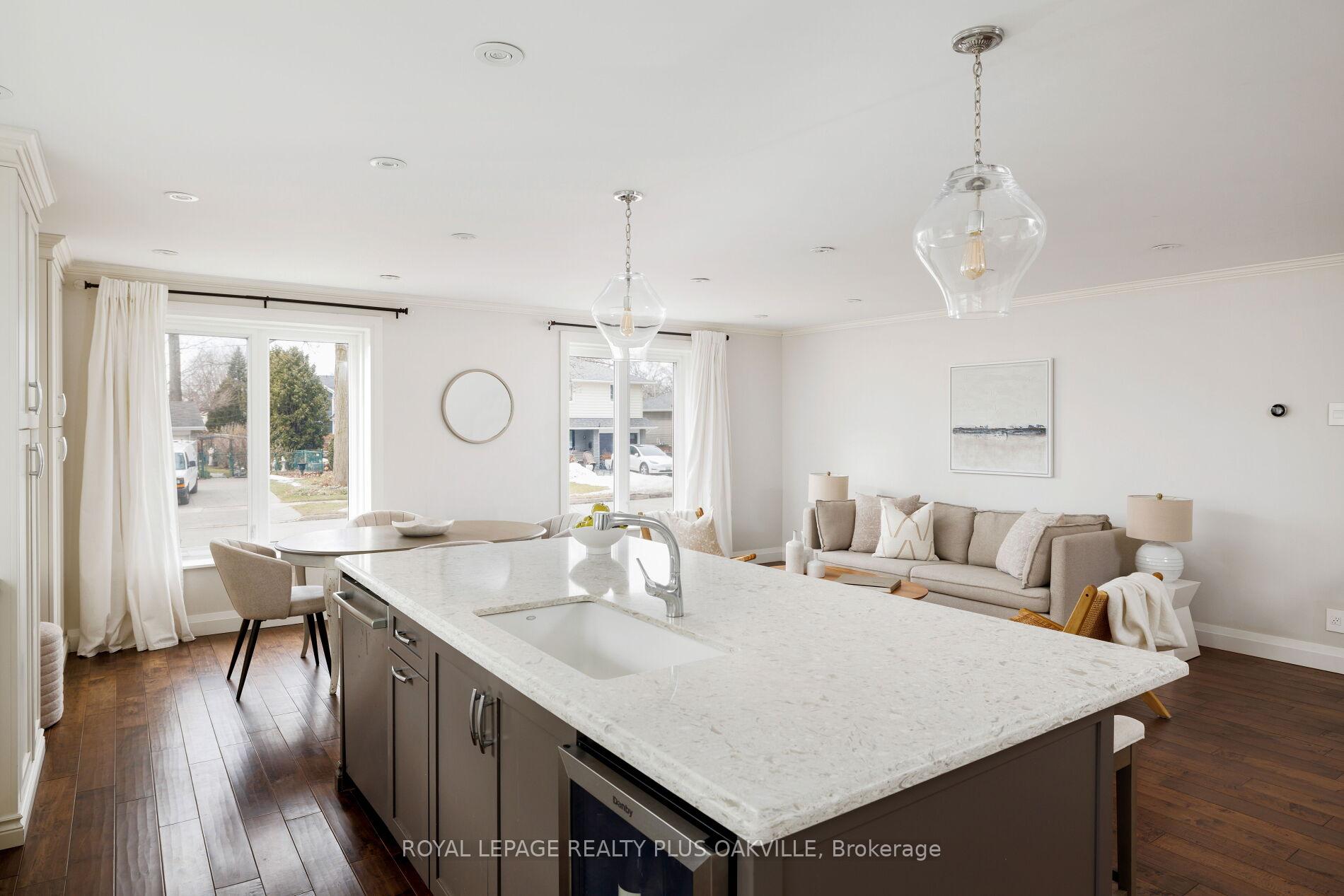 Photo 15 of 249 Cheltenham Road, Burlington, Appleby — HOMEH