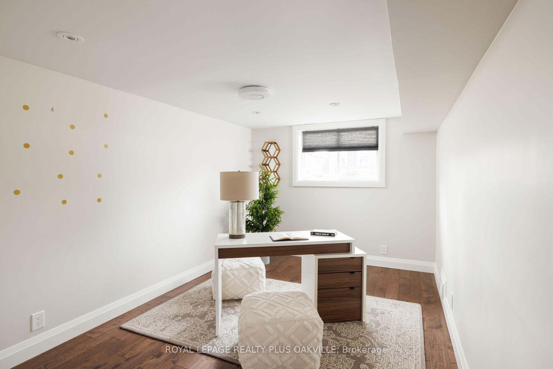 Photo 30 of 249 Cheltenham Road, Burlington, Appleby — HOMEH