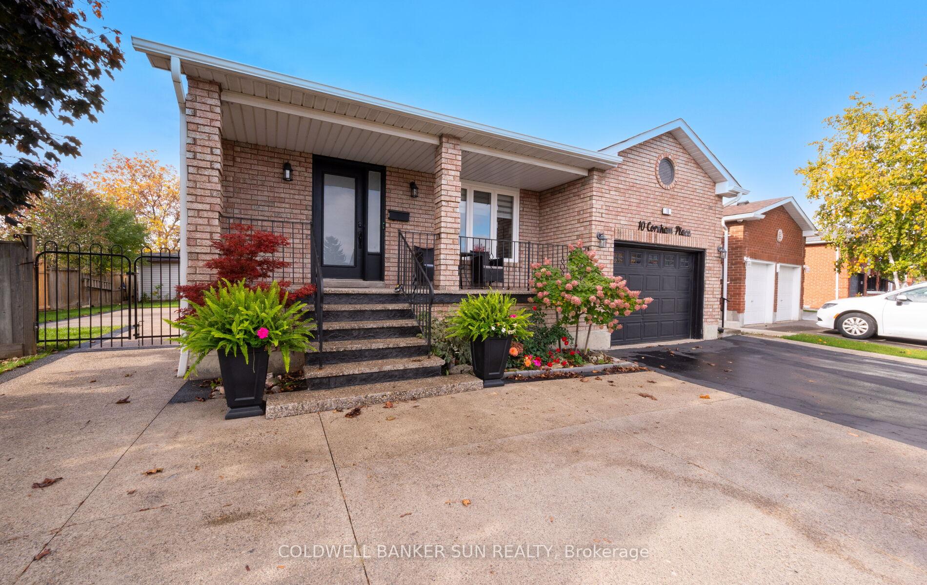 Photo 6 of 10 Corsham Place, Caledon, Bolton East — HOMEH