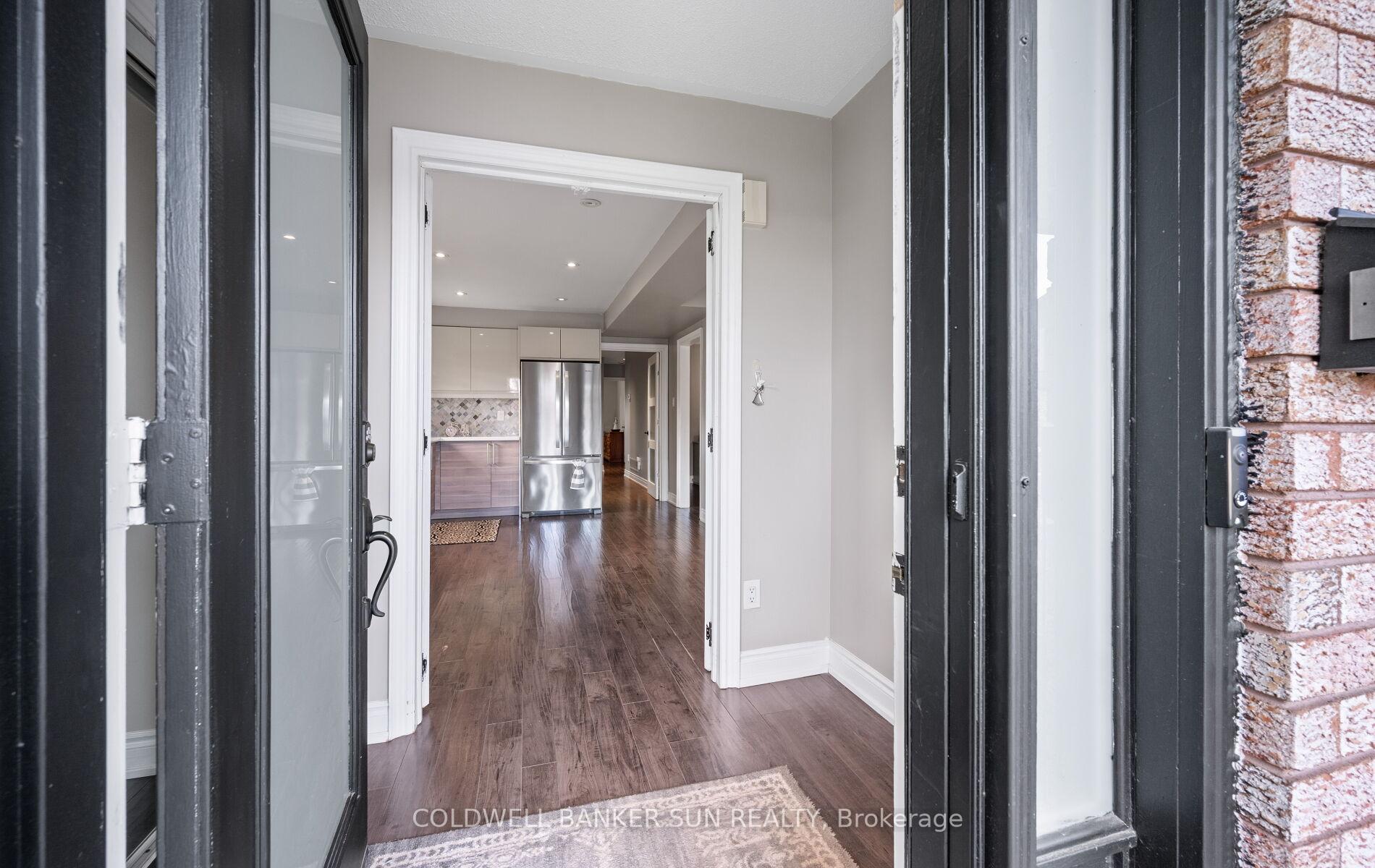 Photo 8 of 10 Corsham Place, Caledon, Bolton East — HOMEH