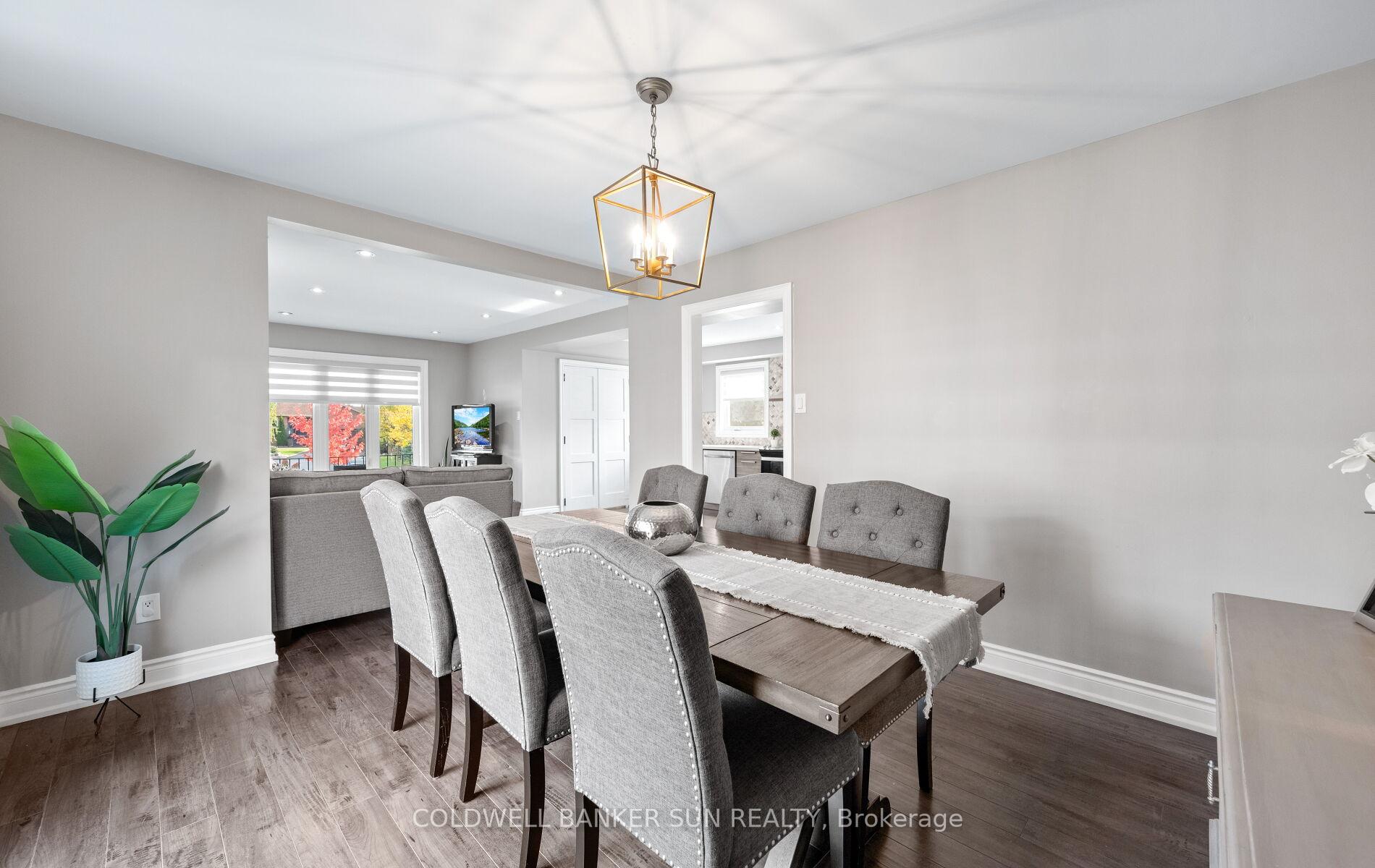Photo 15 of 10 Corsham Place, Caledon, Bolton East — HOMEH