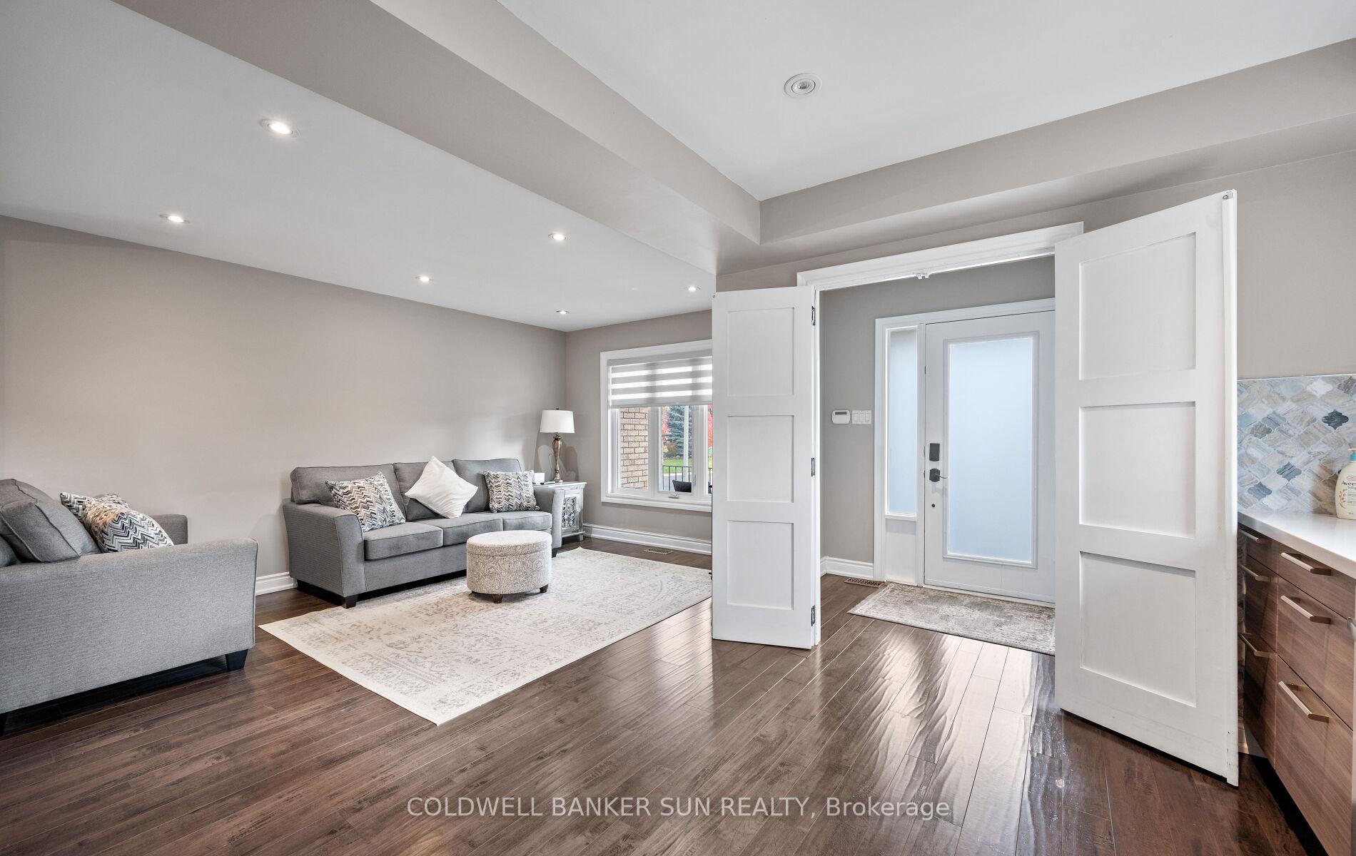 Photo 27 of 10 Corsham Place, Caledon, Bolton East — HOMEH