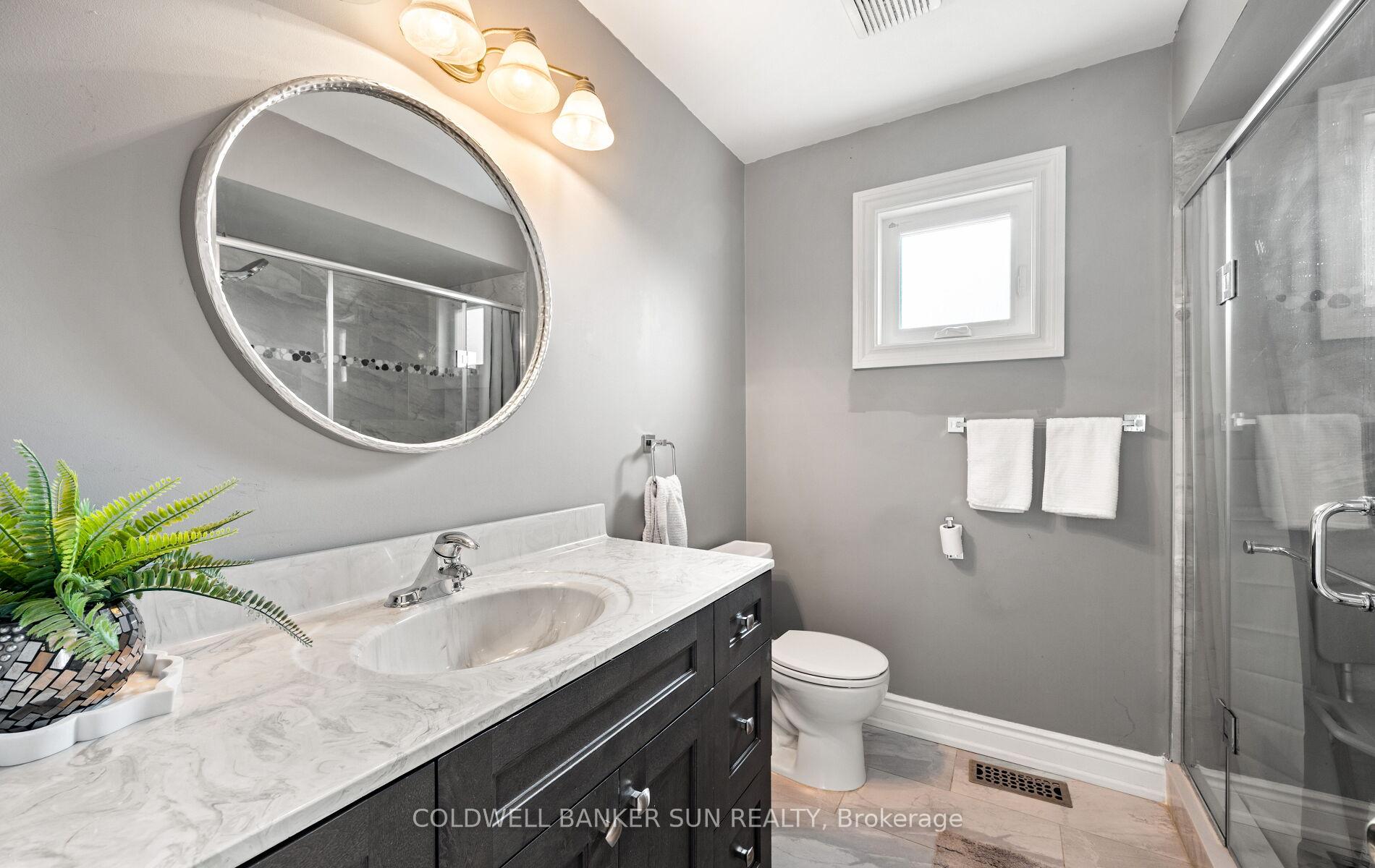 Photo 33 of 10 Corsham Place, Caledon, Bolton East — HOMEH