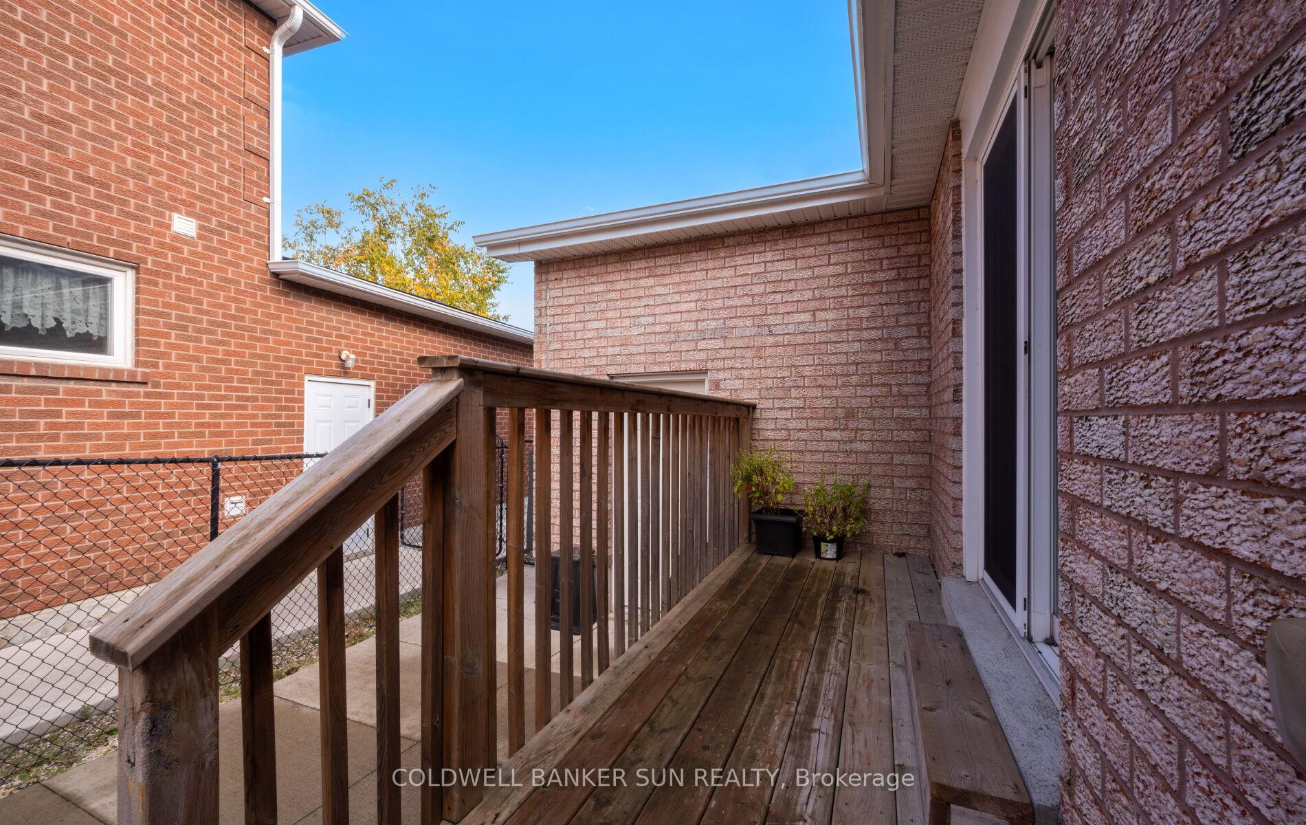 Photo 43 of 10 Corsham Place, Caledon, Bolton East — HOMEH