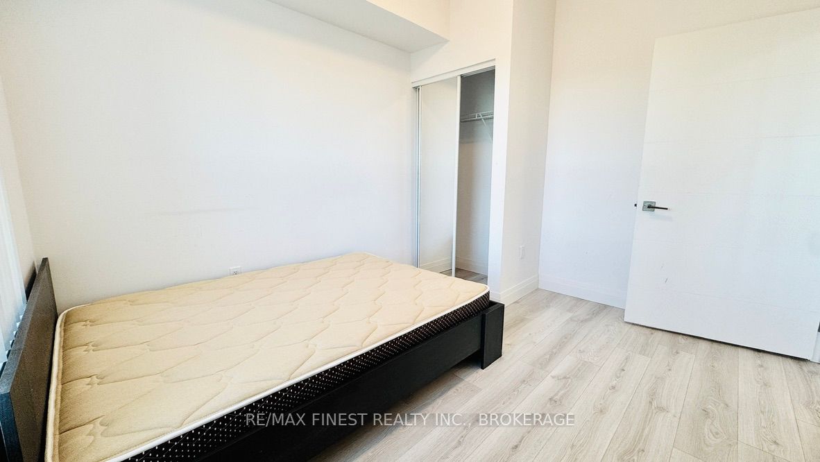 Photo 36 of Unit 733, 652 Princess Street, Kingston, Central City East — HOMEH
