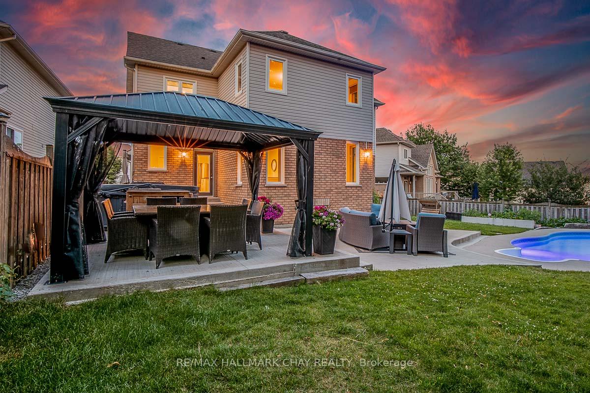 Photo 32 of 6 Strathmore Place, Barrie, Innis-Shore — HOMEH