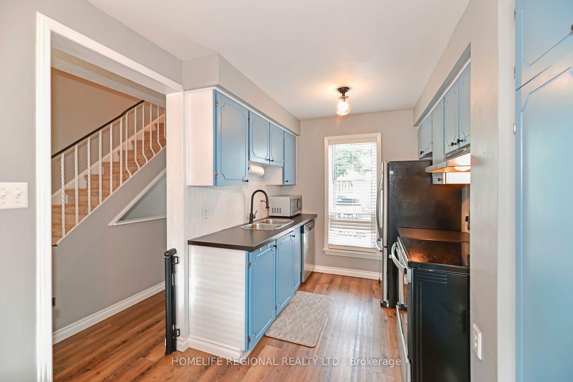 Photo 4 of 30 Lucas Lane, Ajax, South West — HOMEH