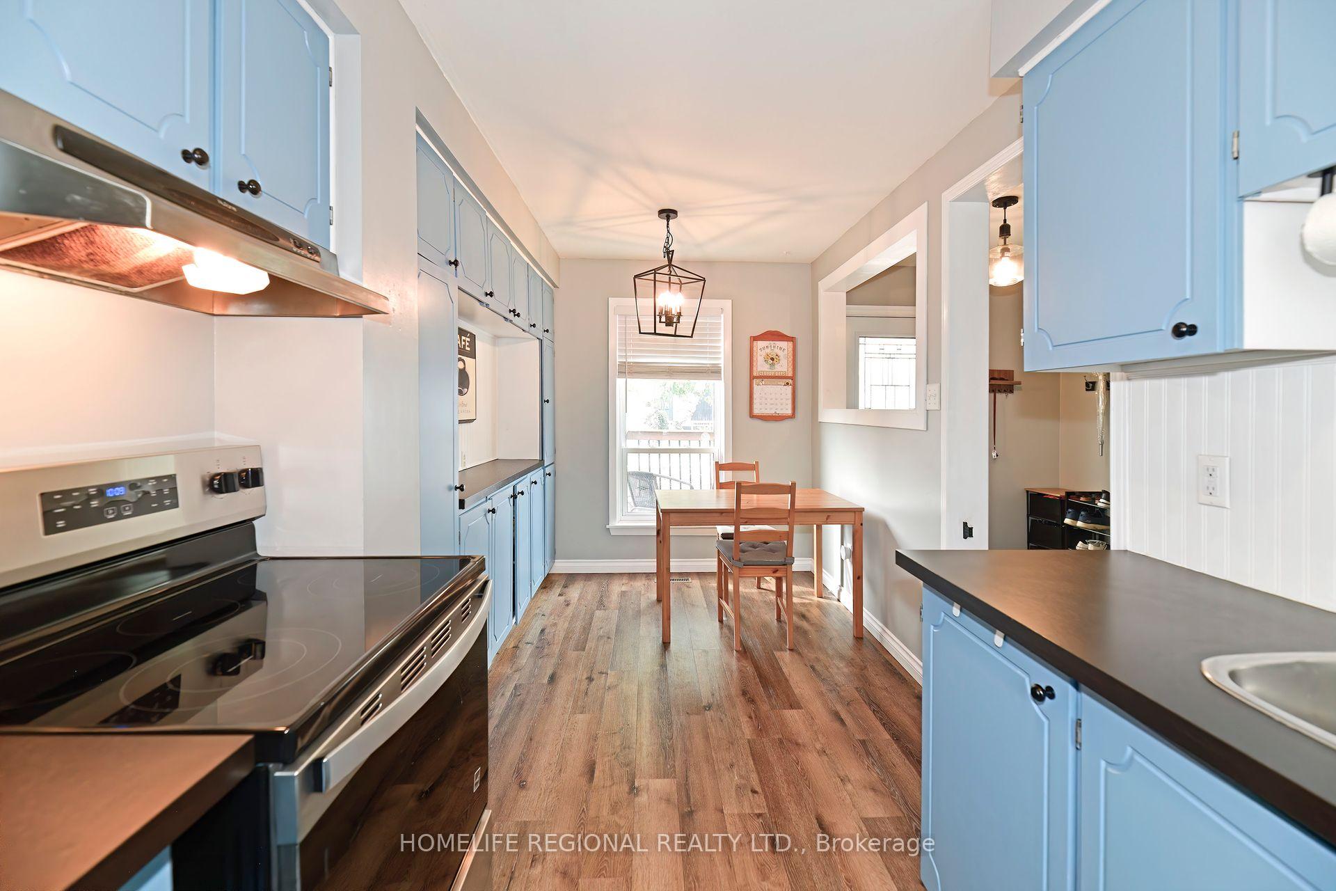 Photo 8 of 30 Lucas Lane, Ajax, South West — HOMEH