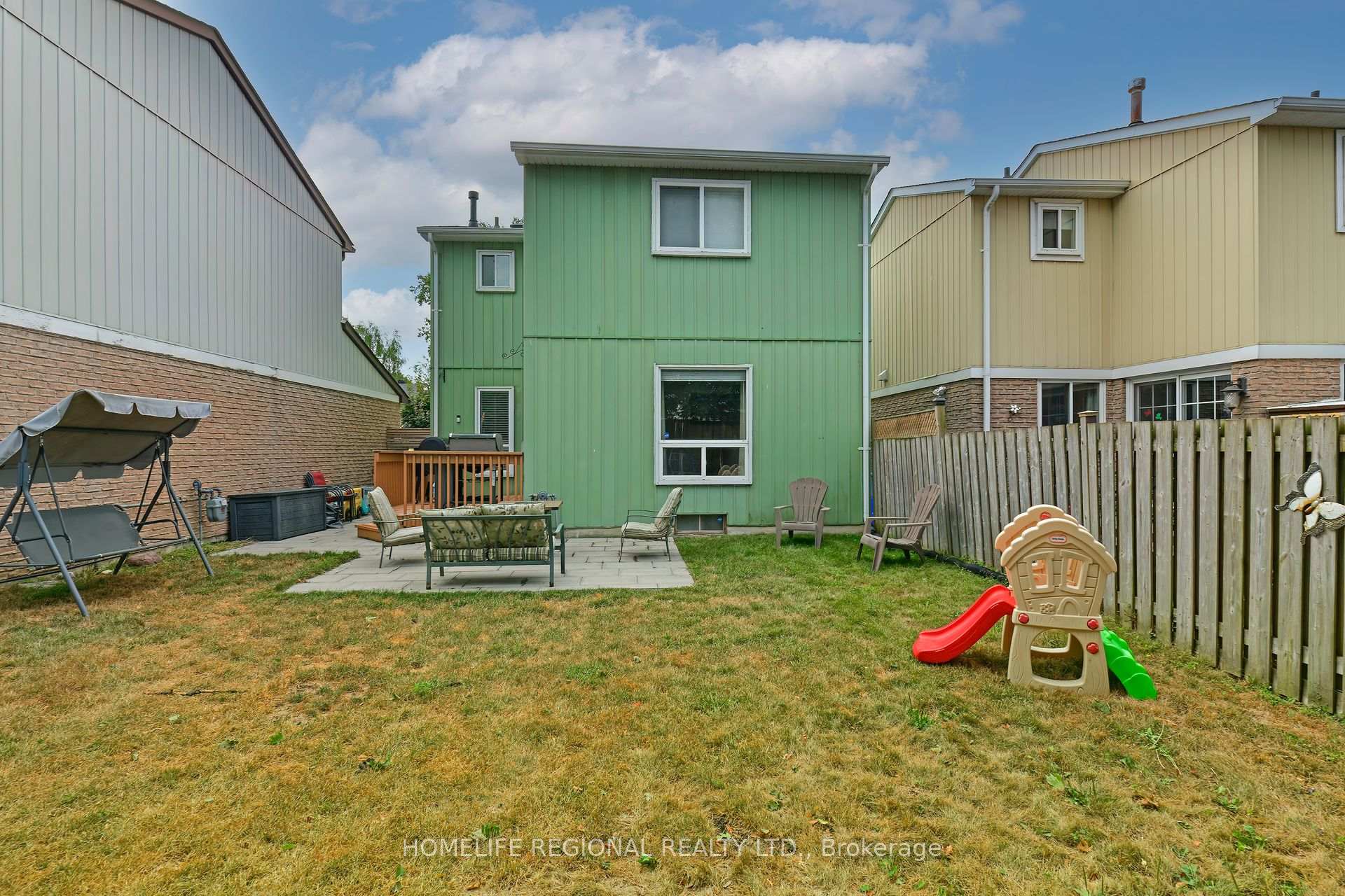 Photo 23 of 30 Lucas Lane, Ajax, South West — HOMEH