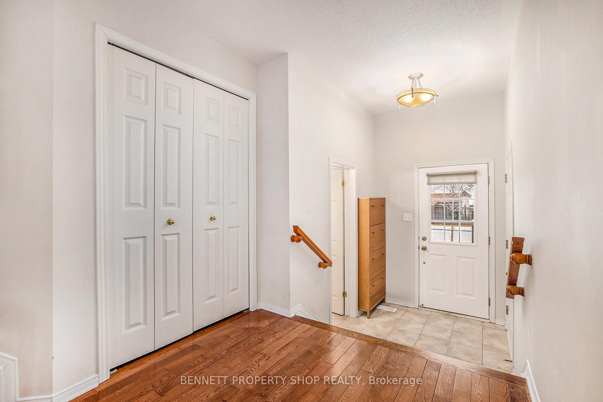 Photo 2 of 60 Sunvale Way, Ottawa, Barrhaven East — HOMEH