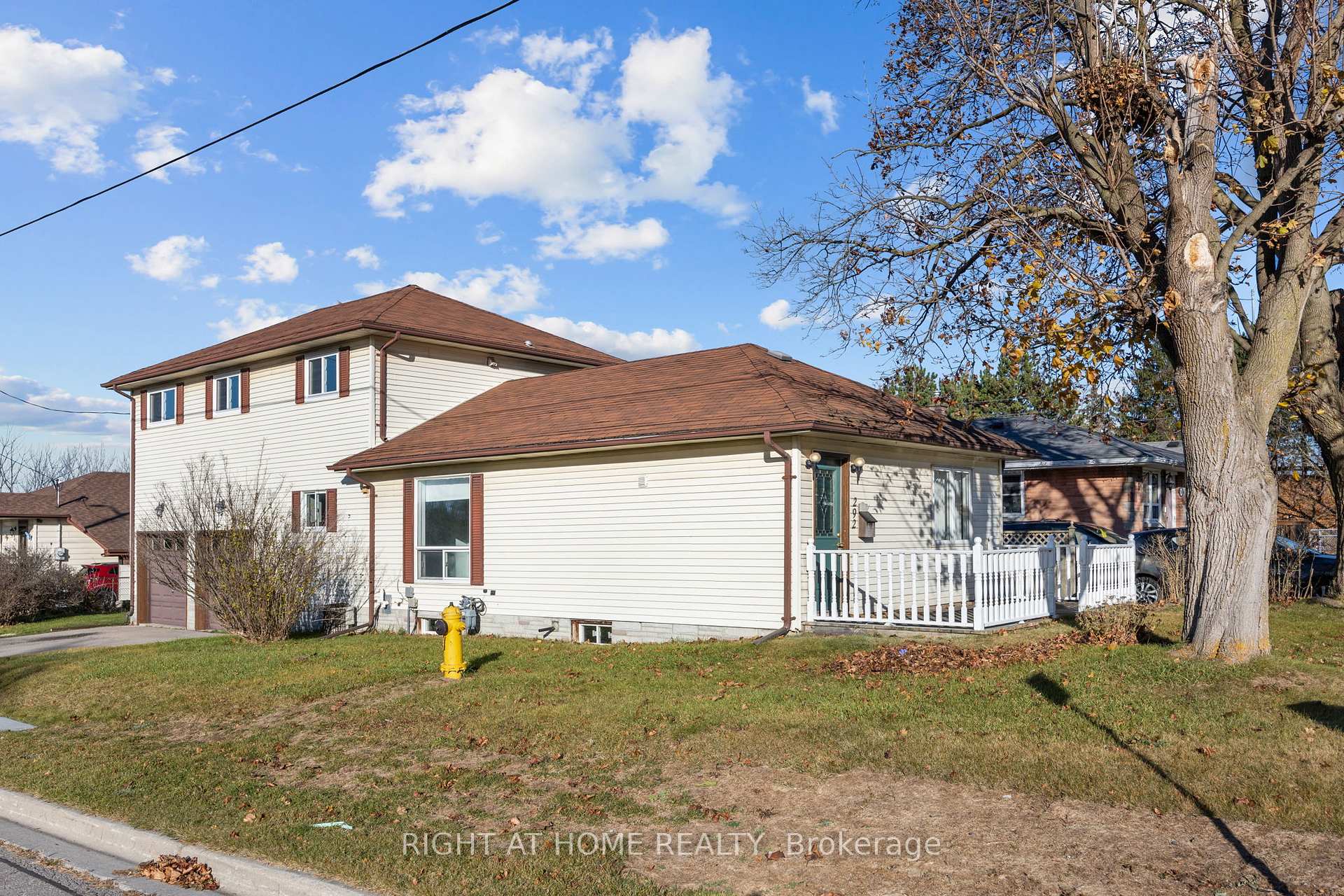 Photo 3 of 292 Pacific Avenue, Oshawa, Vanier — HOMEH