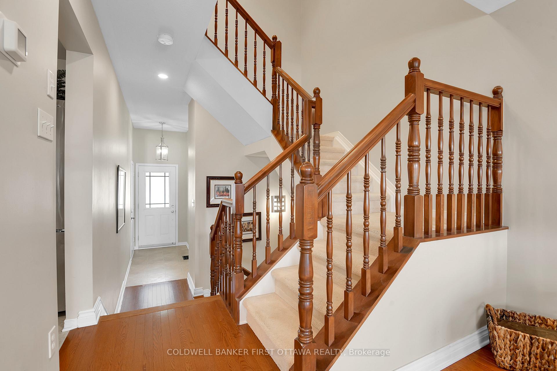 Photo 5 of 127 Sorento Street, Ottawa, Barrhaven - Strandherd — HOMEH