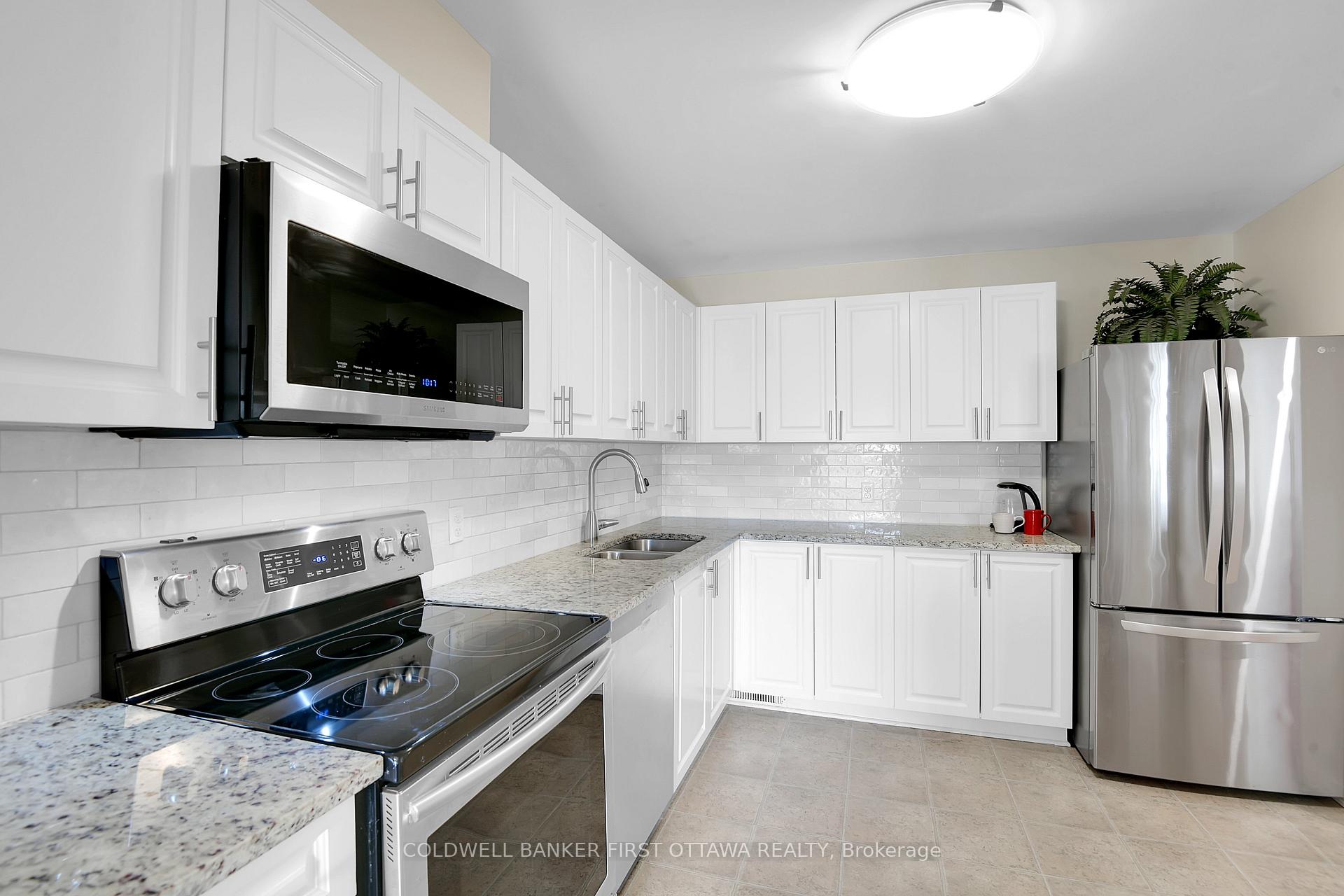 Photo 11 of 127 Sorento Street, Ottawa, Barrhaven - Strandherd — HOMEH