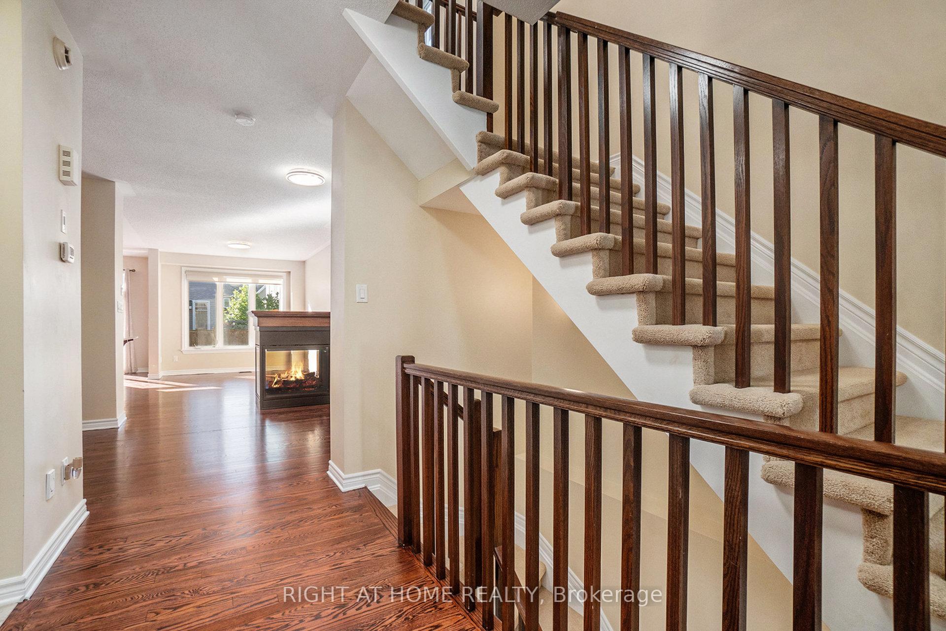 Photo 9 of 928 Bunchberry Way, Ottawa, Blossom Park/Kemp Park/Findlay Creek — HOMEH