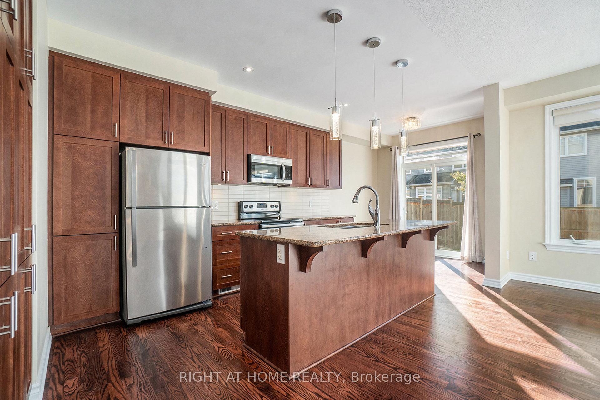 Photo 21 of 928 Bunchberry Way, Ottawa, Blossom Park/Kemp Park/Findlay Creek — HOMEH