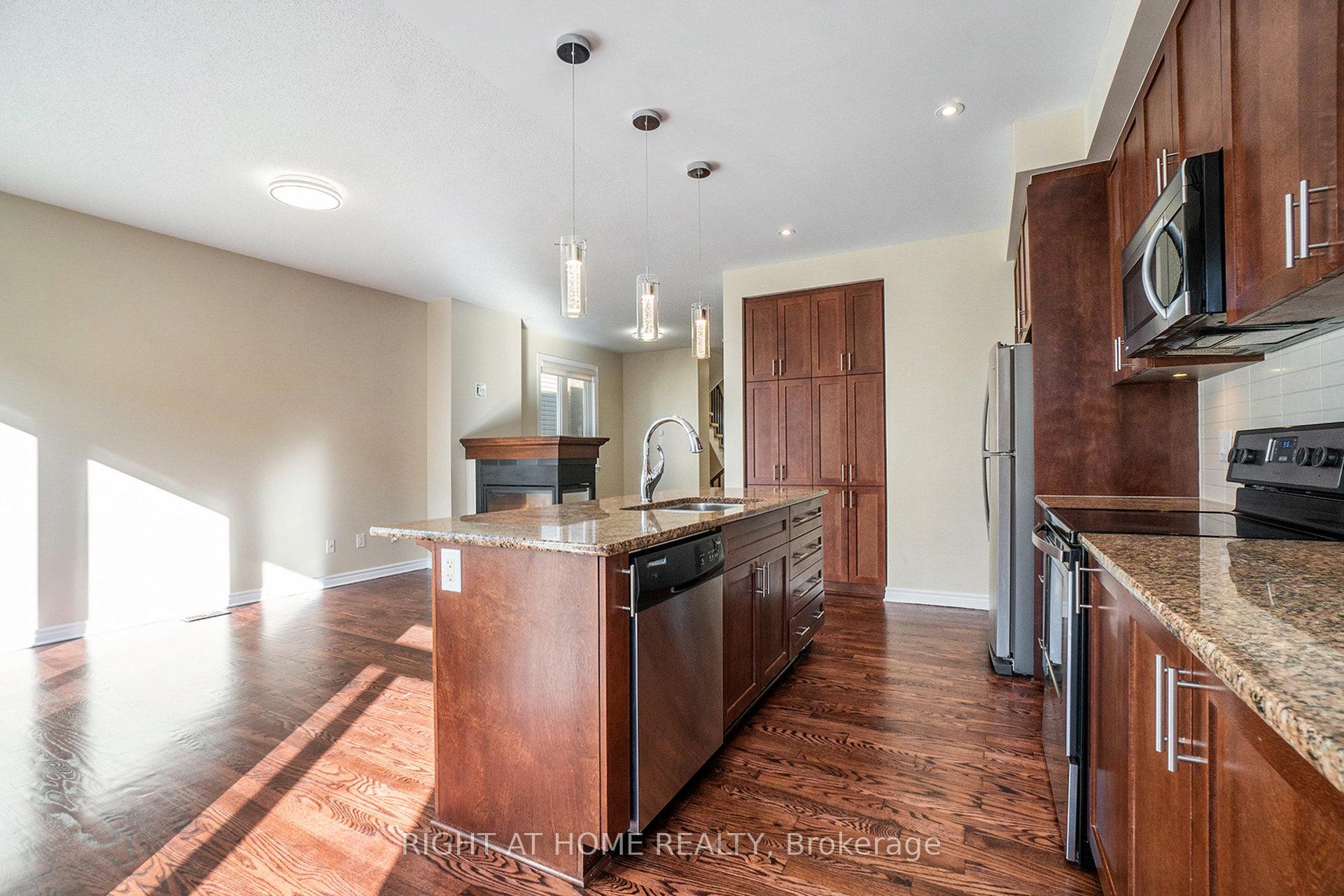 Photo 22 of 928 Bunchberry Way, Ottawa, Blossom Park/Kemp Park/Findlay Creek — HOMEH