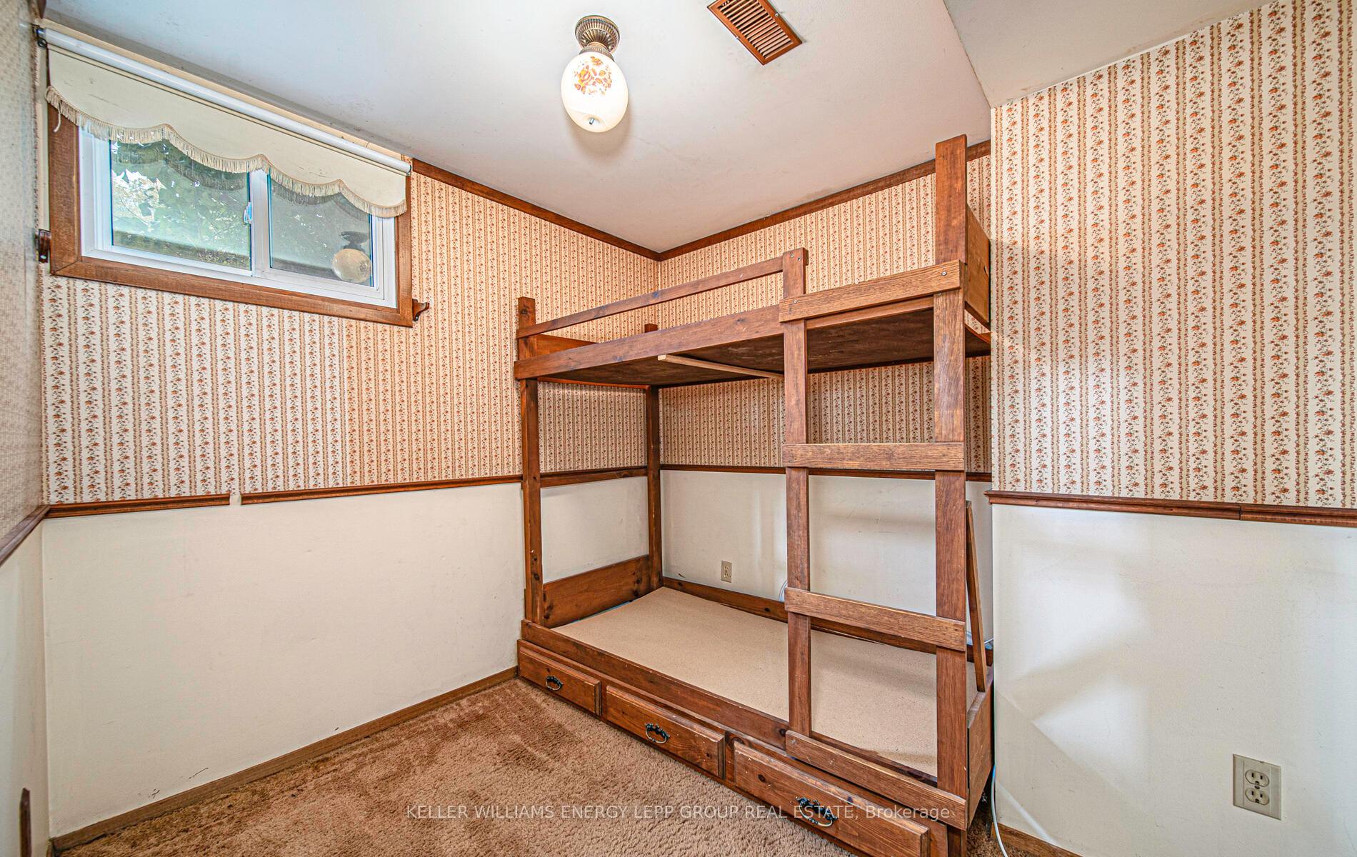 Photo 19 of 595 Foxrun Court, Oshawa, Pinecrest — HOMEH