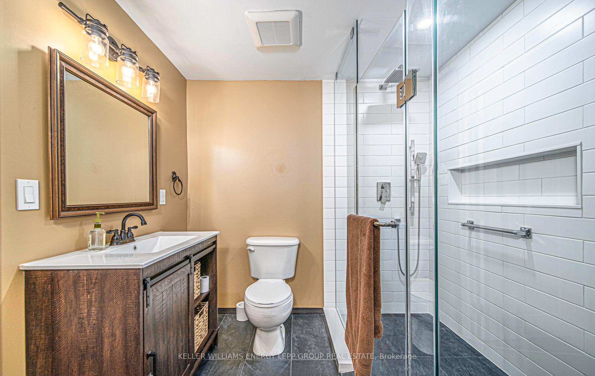 Photo 20 of 595 Foxrun Court, Oshawa, Pinecrest — HOMEH