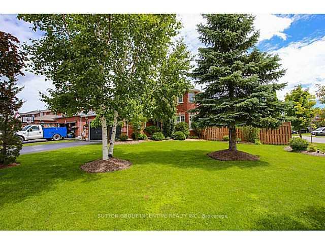 Photo 2 of 101 Ward Drive, Barrie, Painswick South — HOMEH