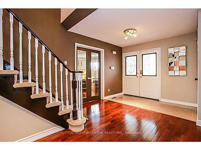 Photo 6 of 101 Ward Drive, Barrie, Painswick South — HOMEH