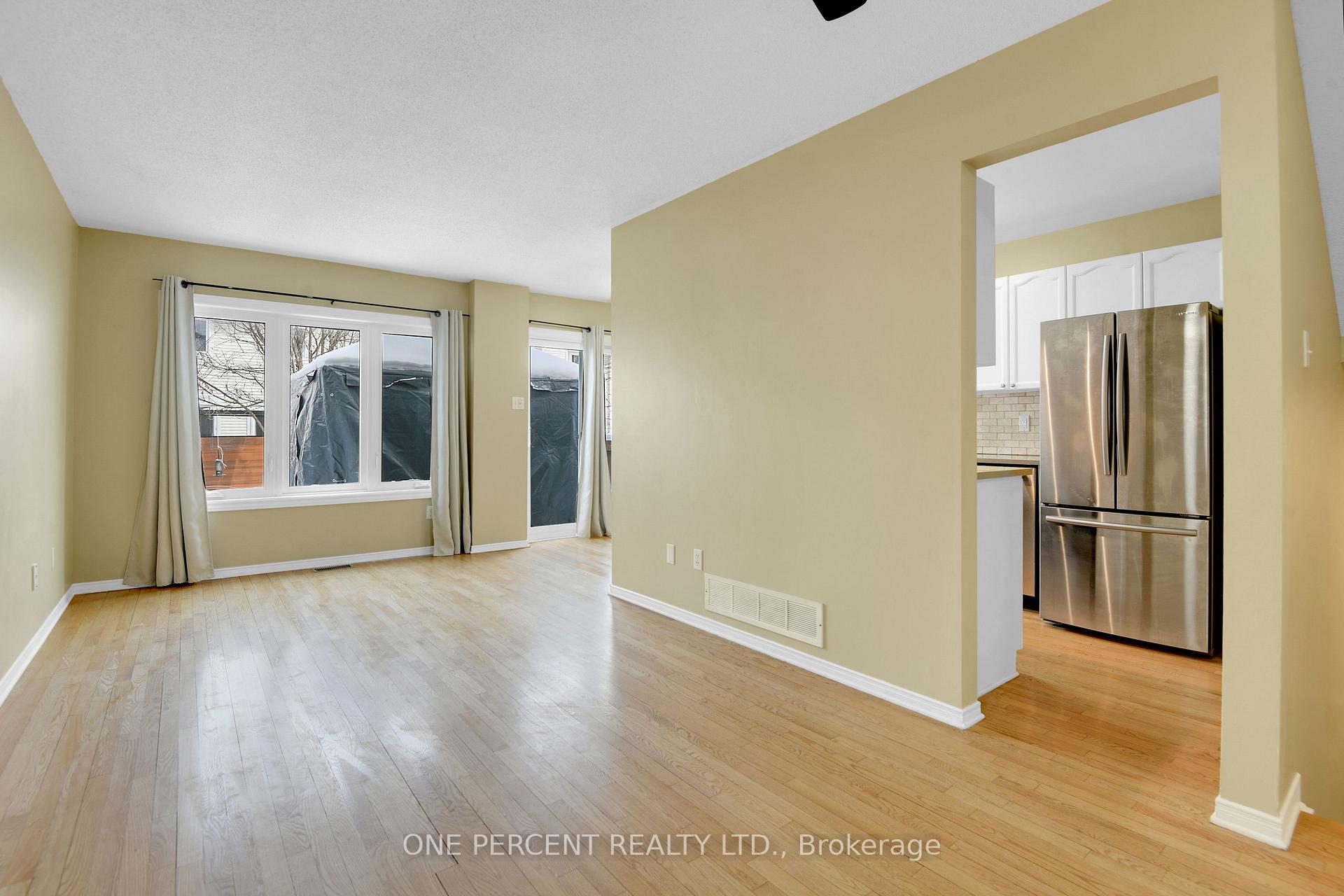 Photo 9 of 29 Mountshannon Drive, Ottawa, Barrhaven - Longfields — HOMEH